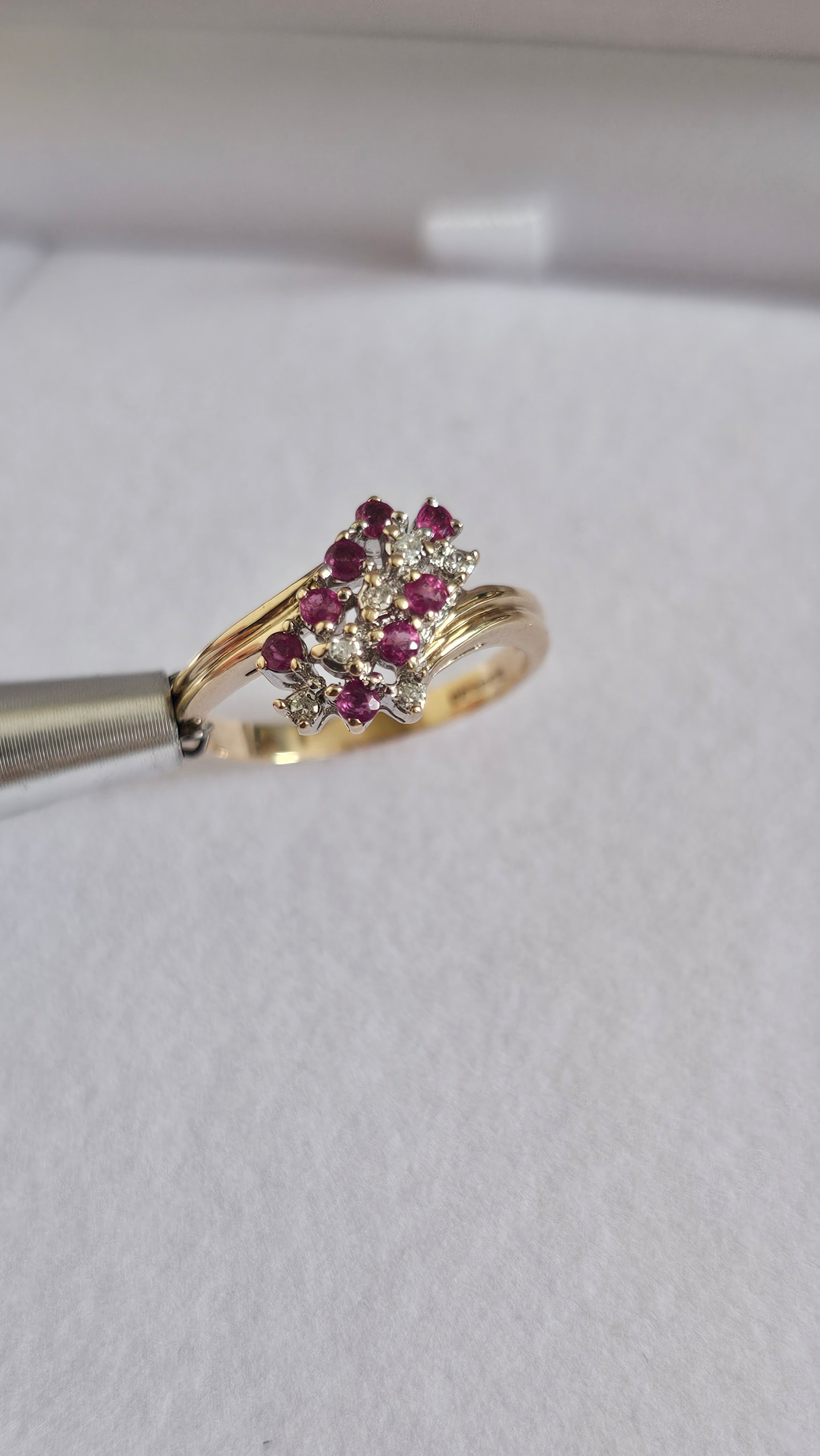 Vintage 9ct Yellow Gold Ruby & Diamond Accent Cluster Ring – UK Size M 1/2