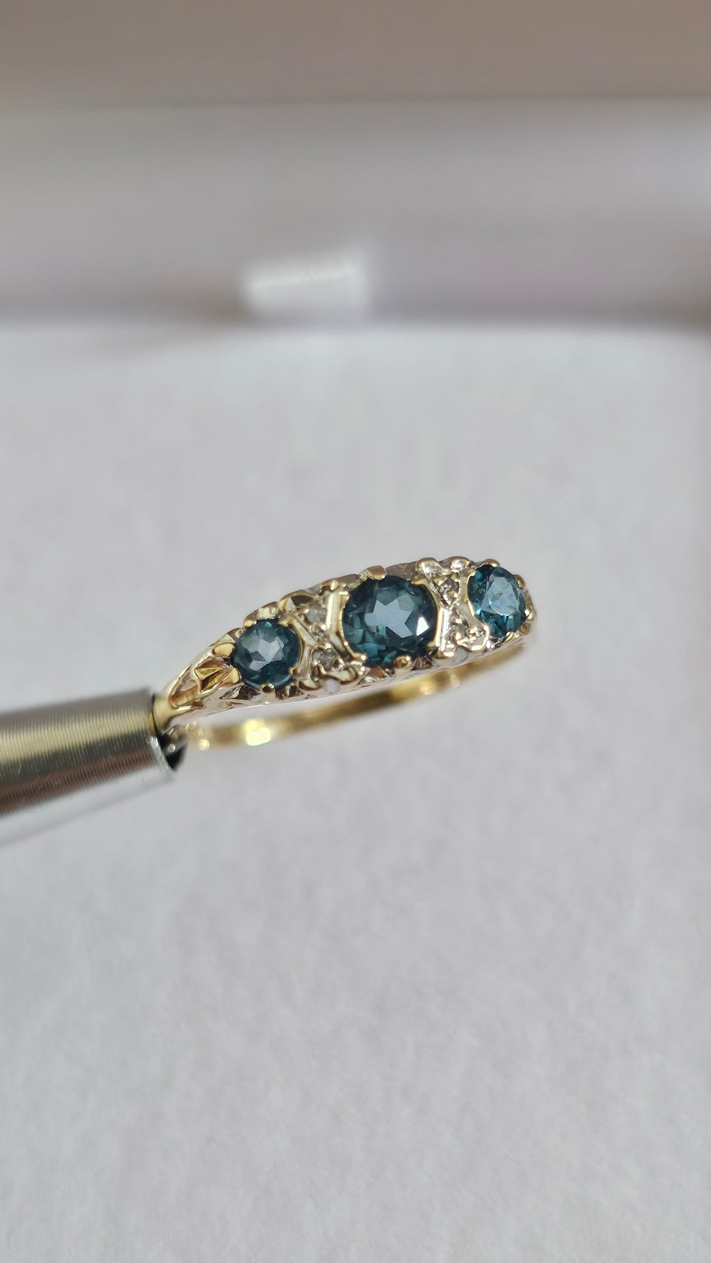 Vintage 9ct Yellow Gold set with Natural Blue Topaz and Diamond Ring, size P 1/2