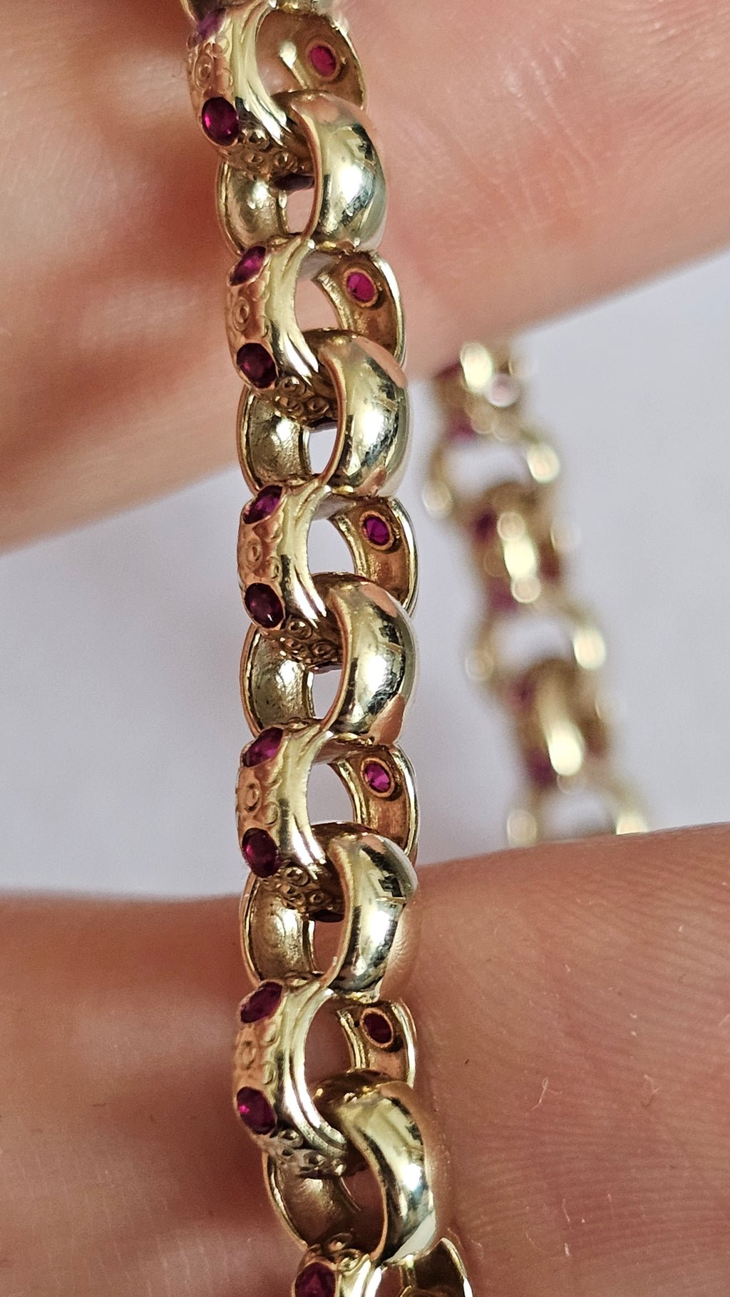 Solid 9ct Yellow Gold & Ruby Belcher Bracelet – Dog Clip Clasp (10.88g)