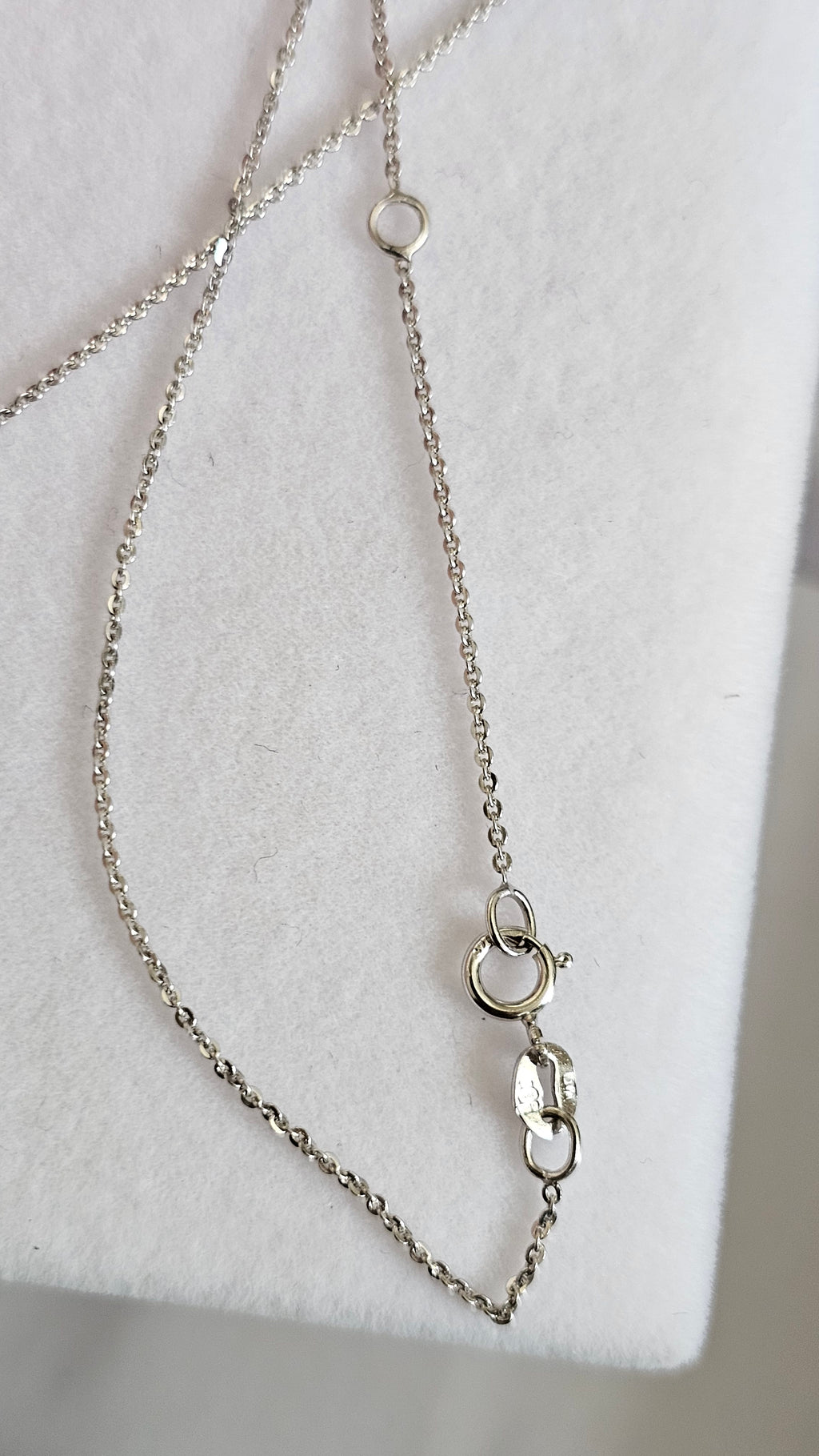 Elegant 9ct White Gold Diamond & Ruby Teardrop Necklace 16.5" - 18"