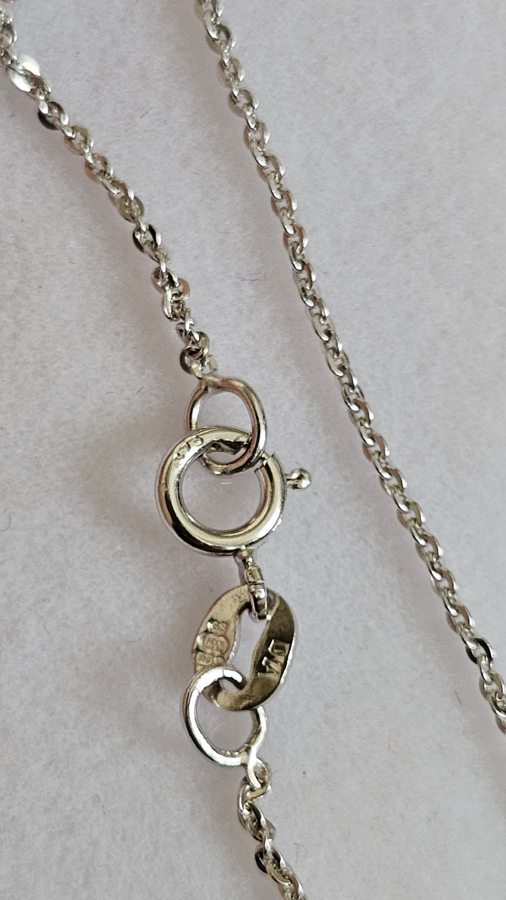Elegant 9ct White Gold Diamond & Ruby Teardrop Necklace 16.5" - 18"