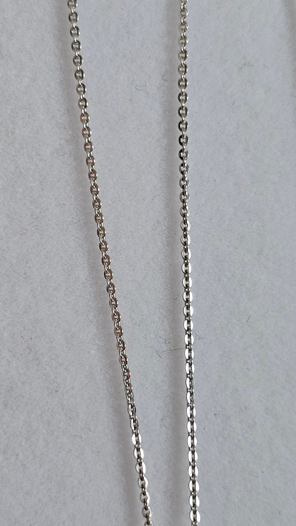 Elegant 9ct White Gold Diamond & Ruby Teardrop Necklace 16.5" - 18"
