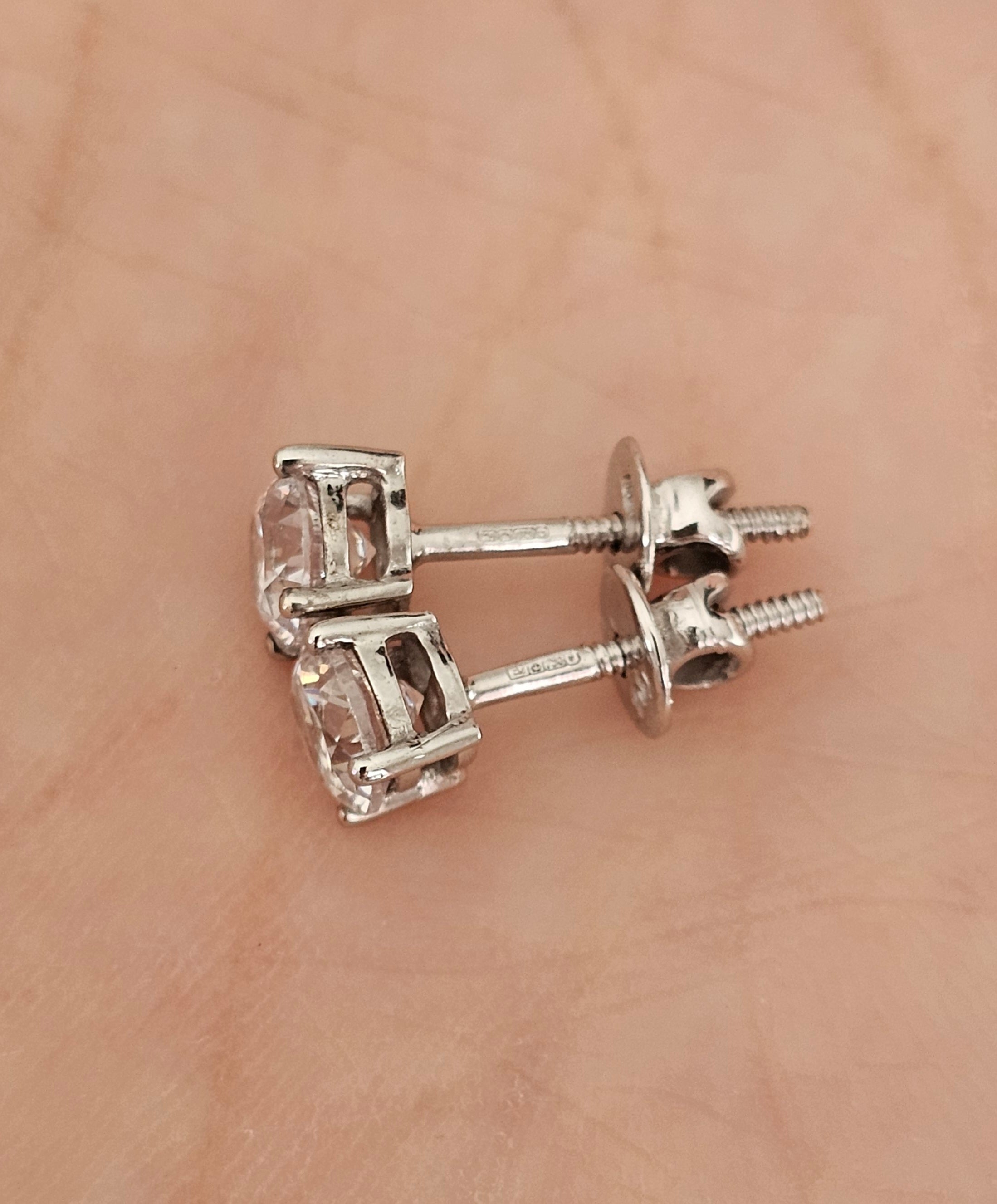 Classic 18ct White Gold Round Solitaire Moissanite Stud Earrings with Screwbacks
