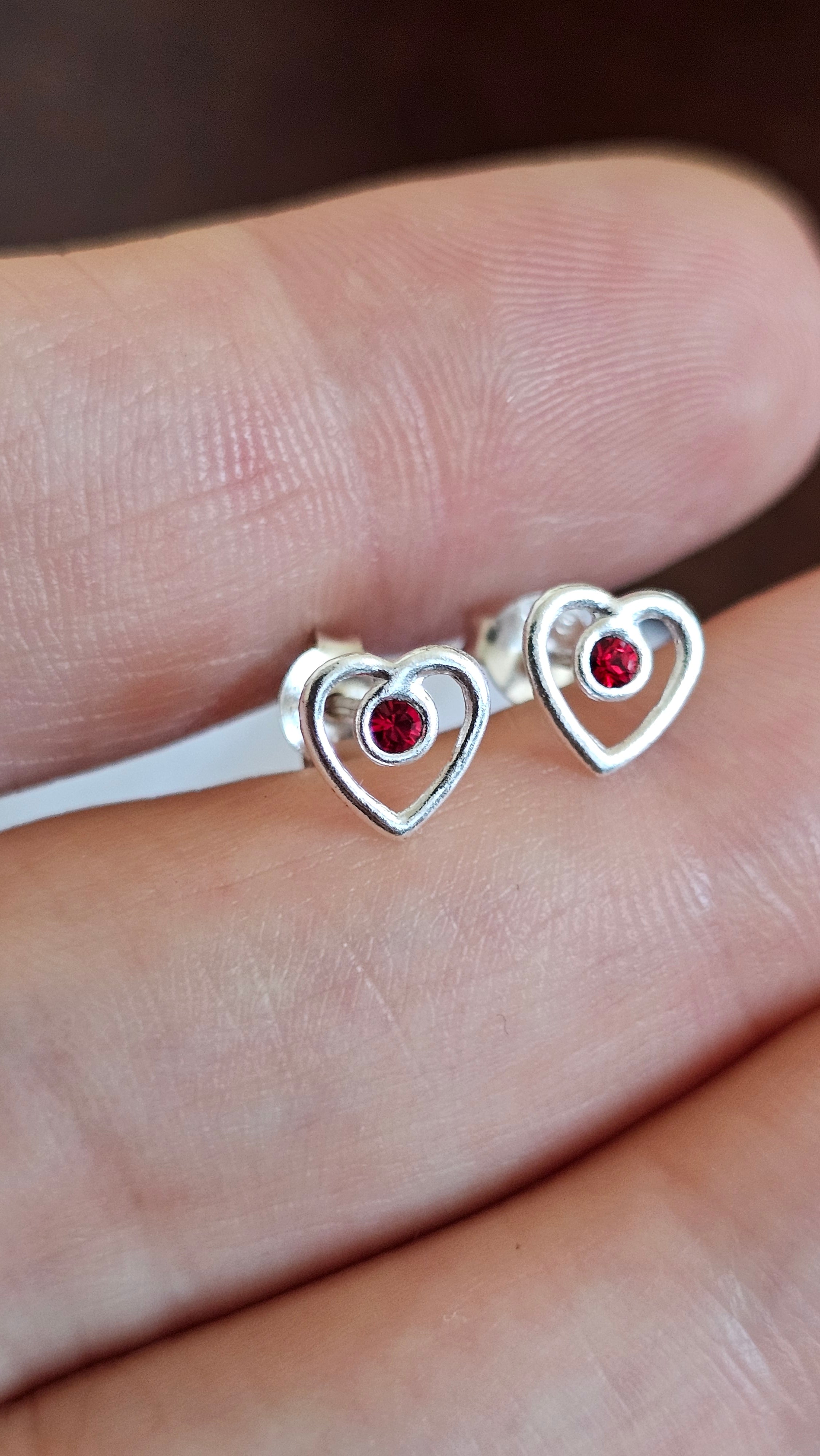 925 Sterling Silver Open Heart Dainty Stud Earrings with Red Stone
