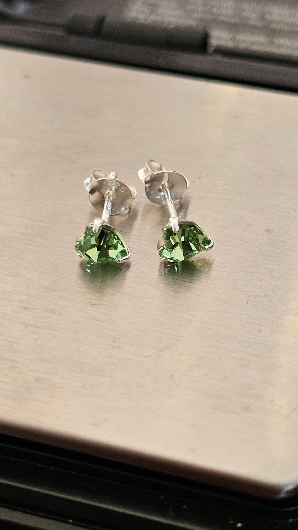 925 Sterling Silver Green Heart Rhinestone Stud Earrings