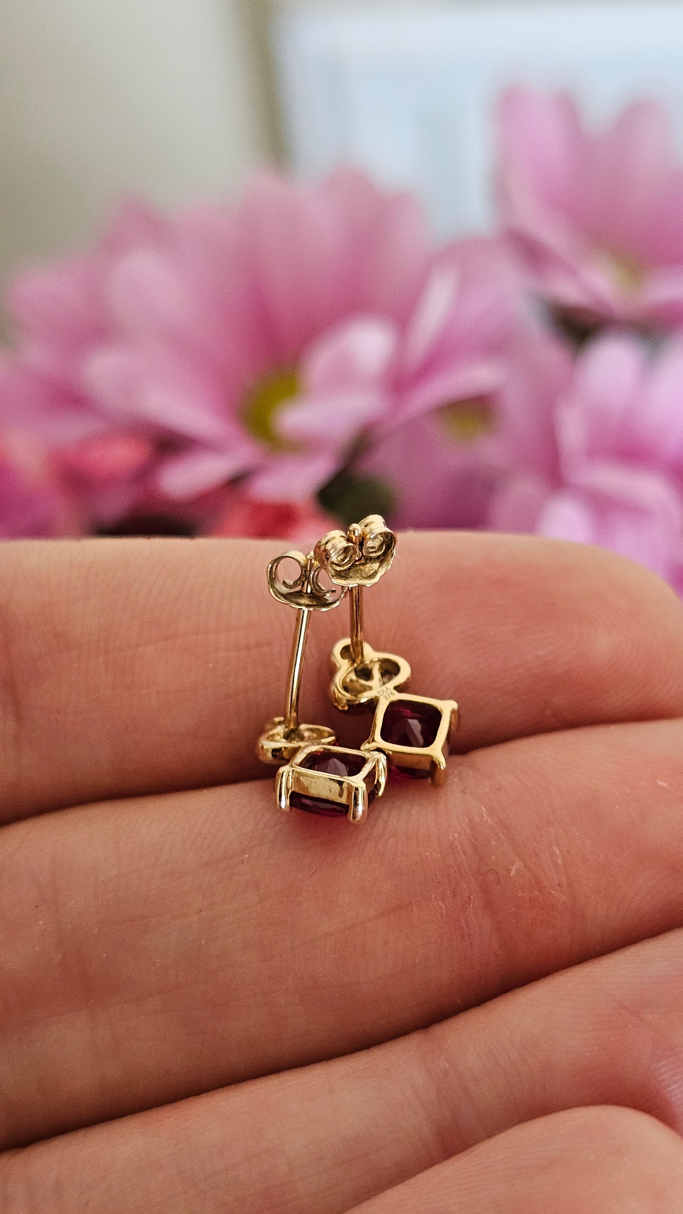Solid 9ct Yellow Gold Ruby & Diamond Knot Stud Earrings