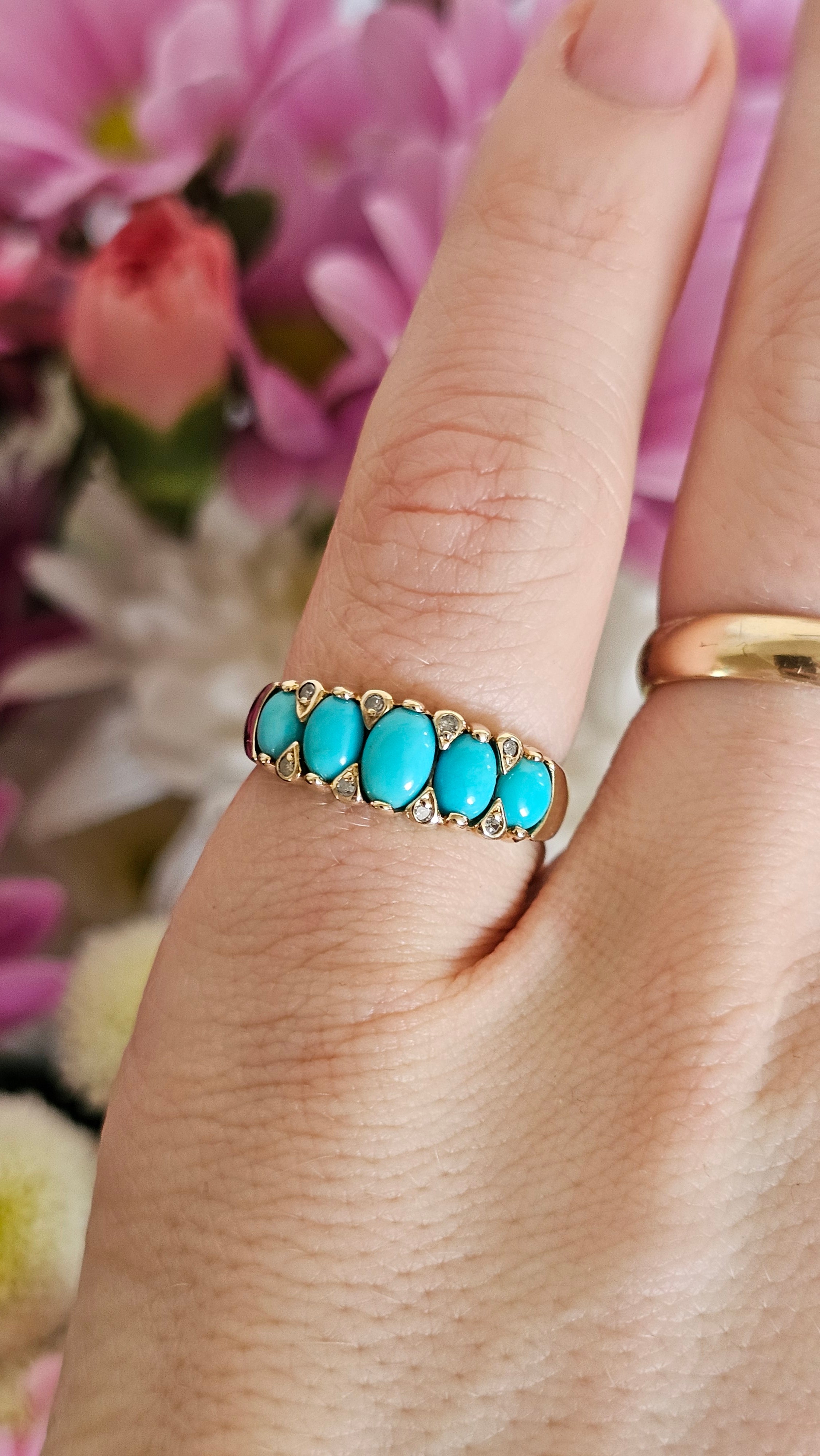 9ct Yellow Gold 5-Stone Turquoise & Diamond Ring - Size N 1/2