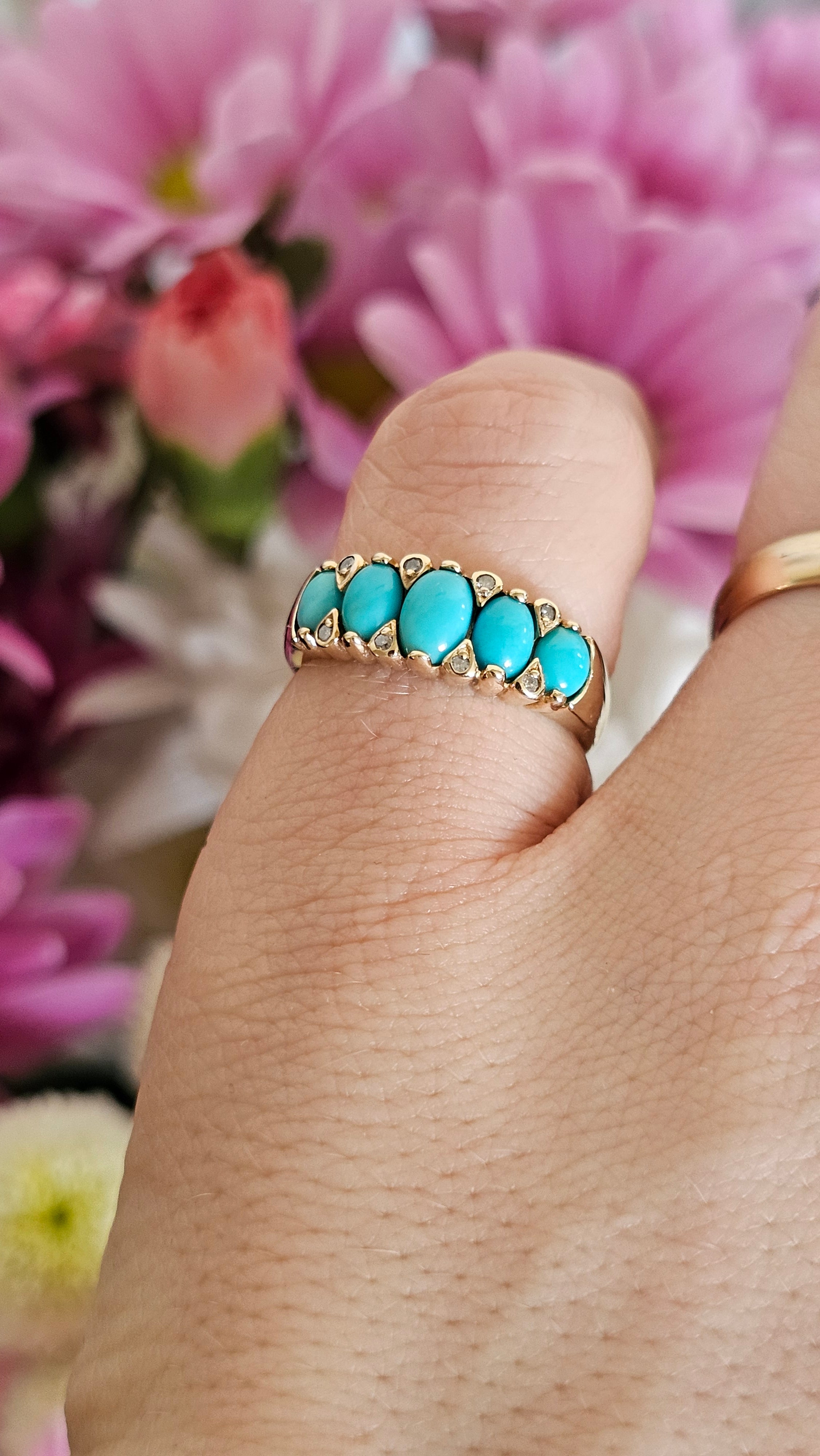 9ct Yellow Gold 5-Stone Turquoise & Diamond Ring - Size N 1/2
