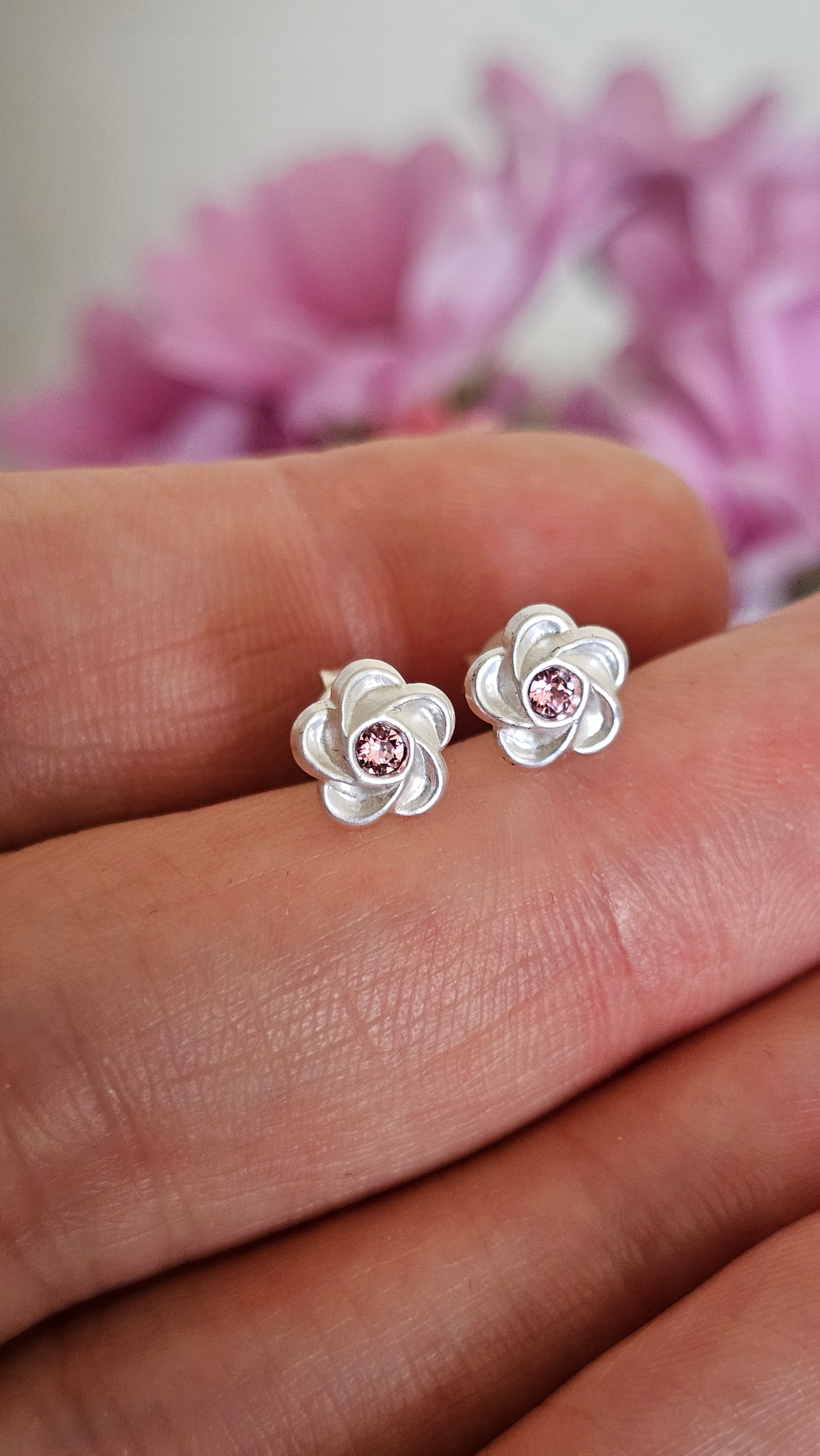 Elegant 925 Sterling Silver Pink Stone Floral Stud Earrings