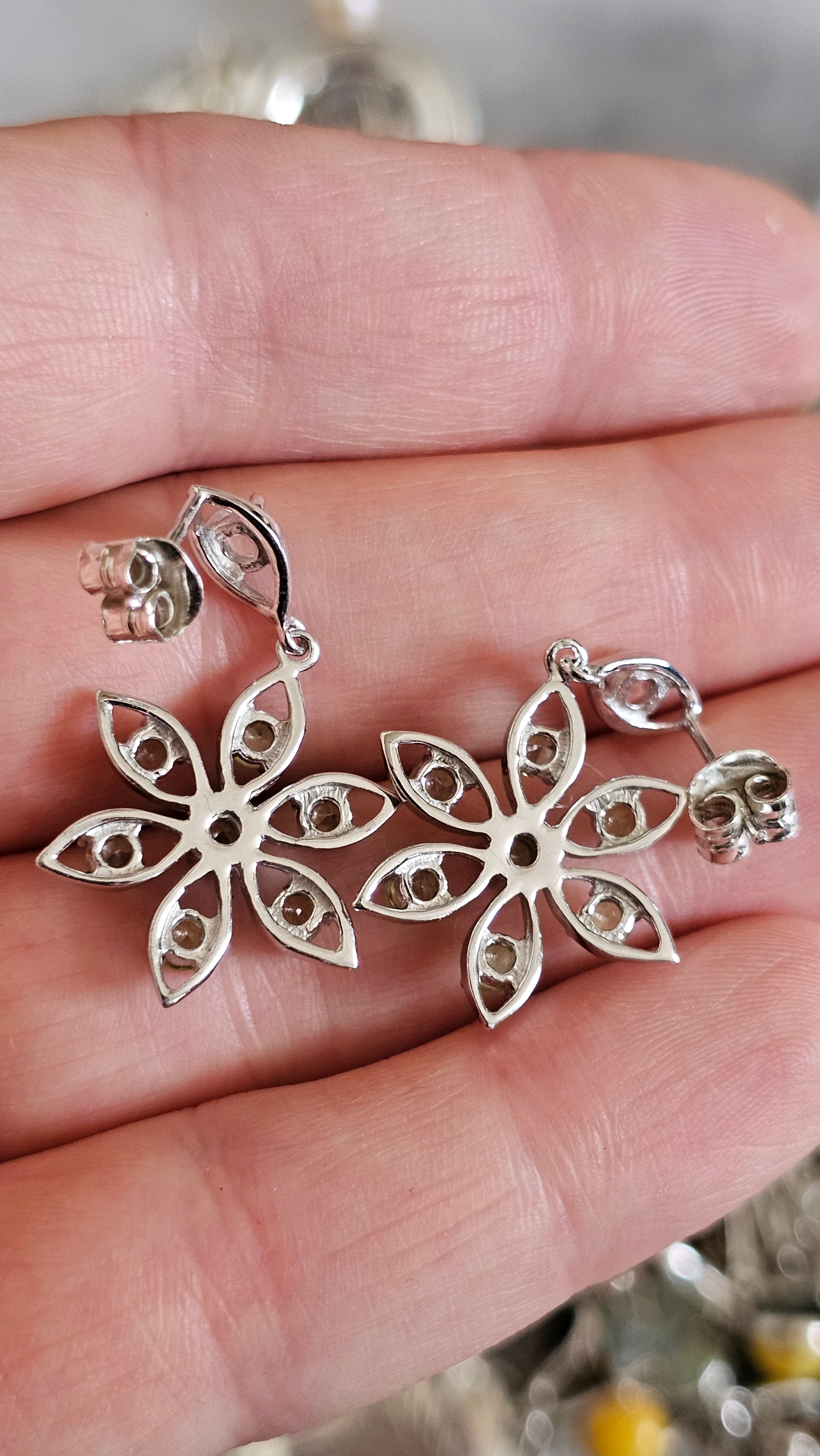 Solid 925 Sterling Silver Natural Peridot Floral Drop Earrings