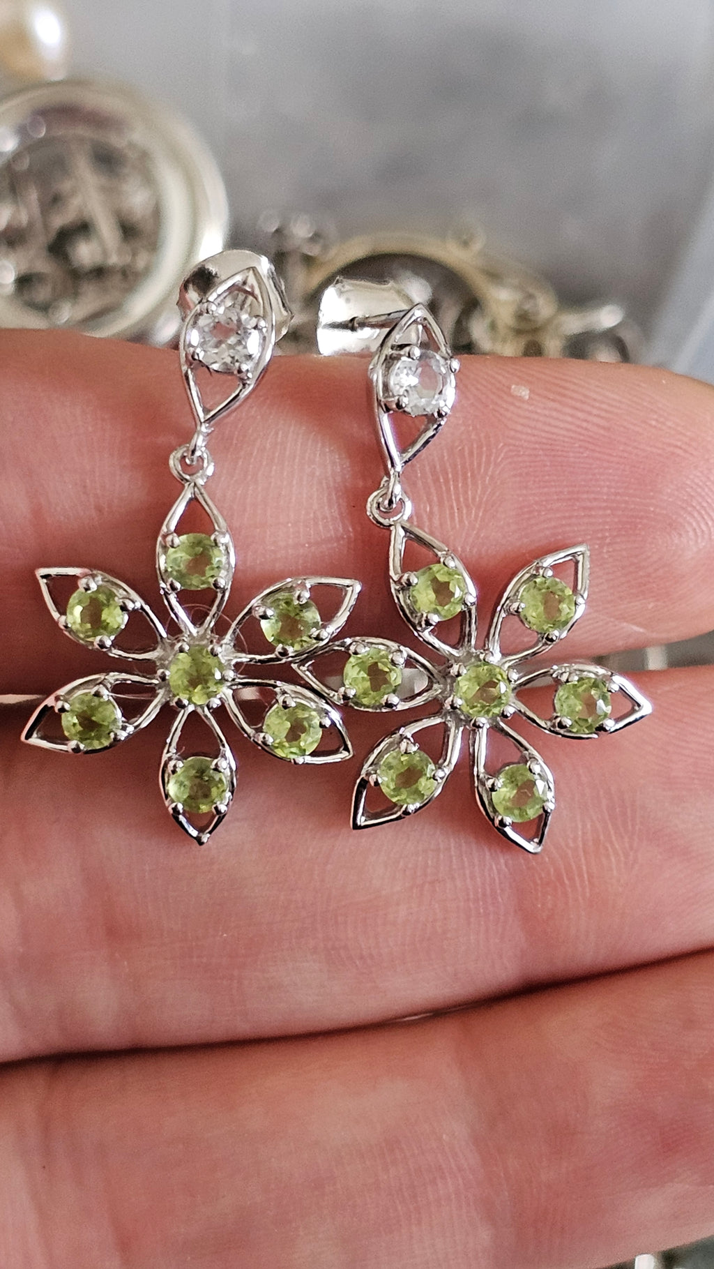 Solid 925 Sterling Silver Natural Peridot Floral Drop Earrings