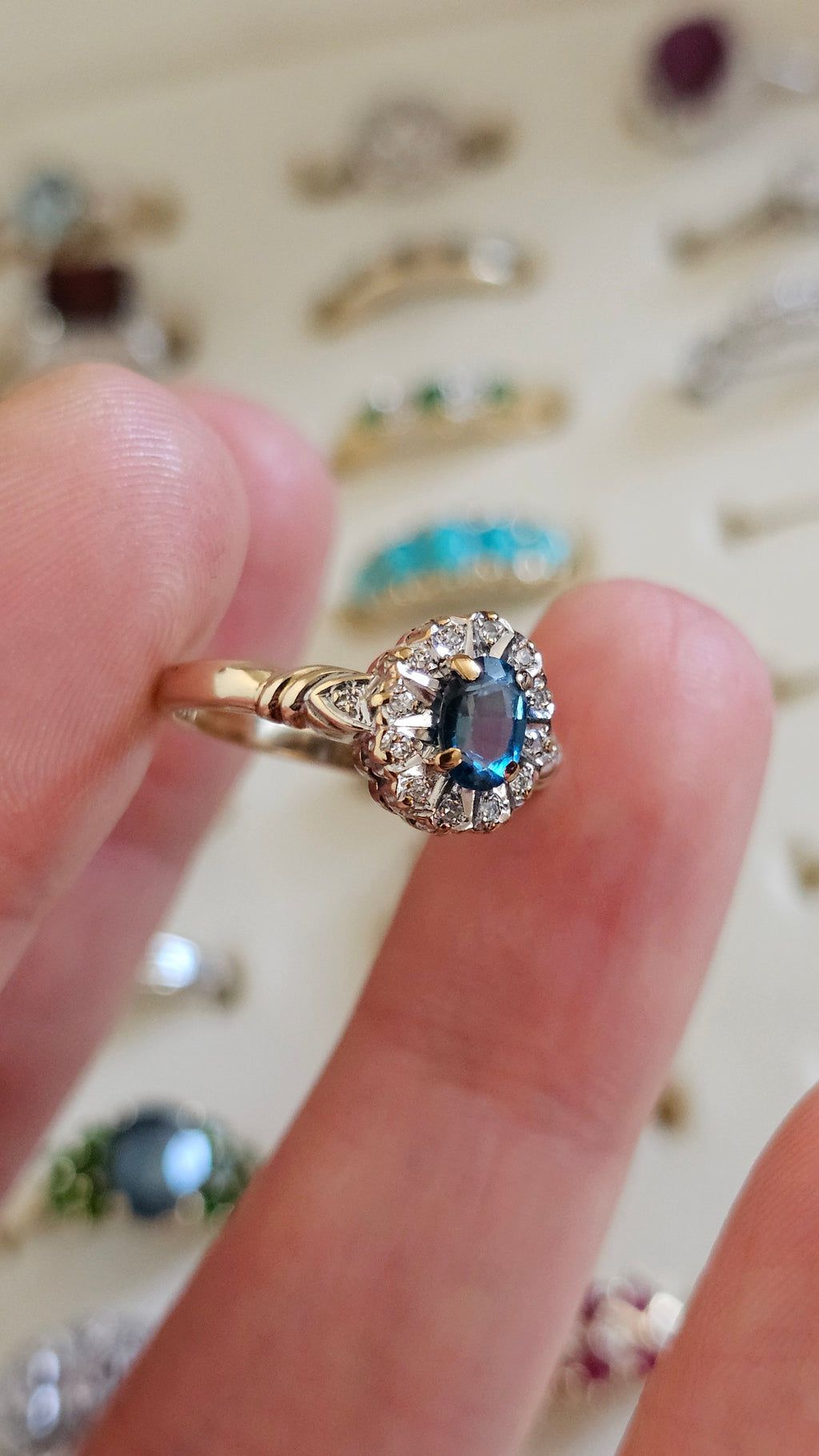 Vintage 9ct Yellow Gold Natural London Blue Topaz & Diamond Cluster Ring – Size M