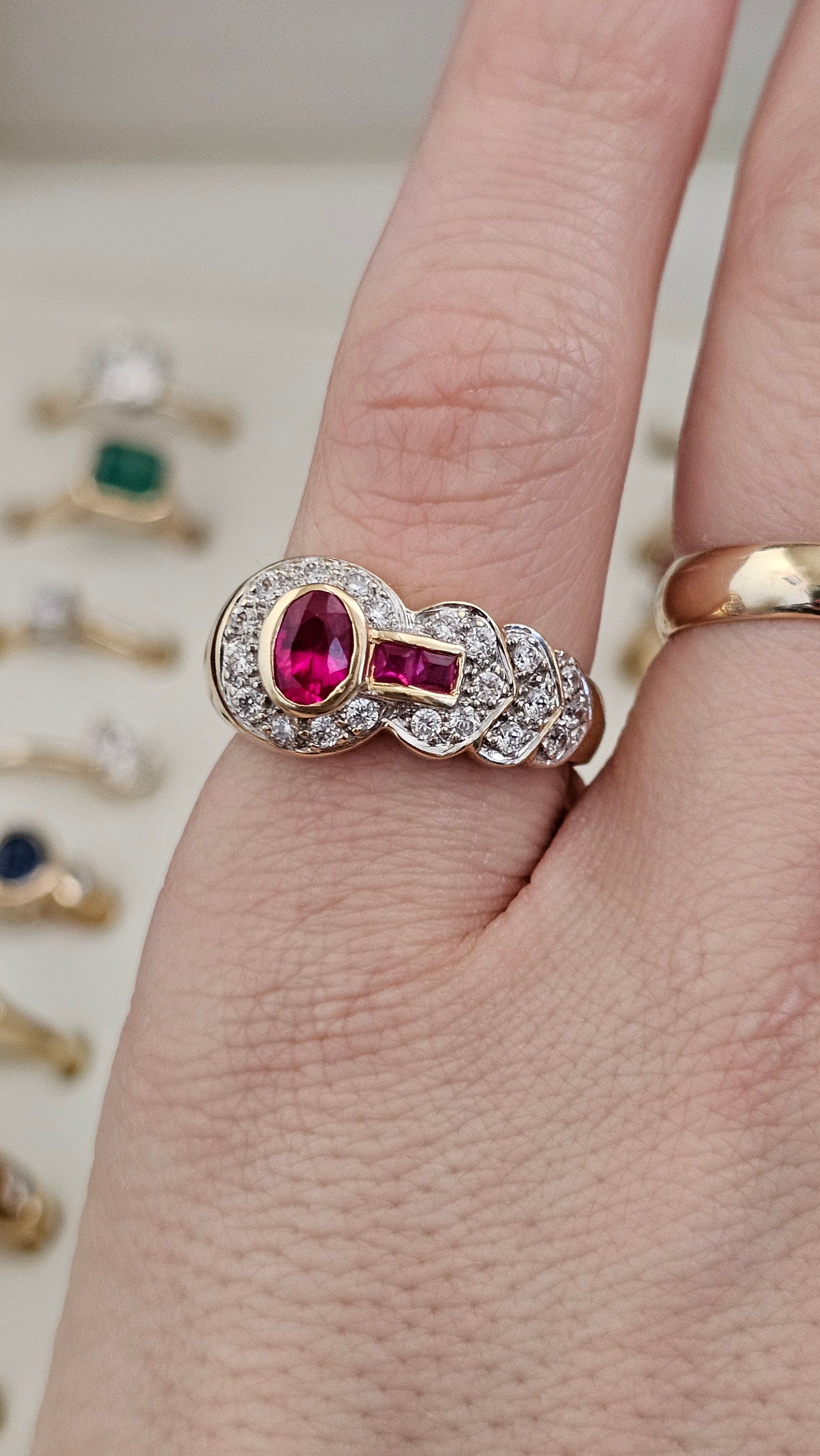 Vintage 18ct Yellow Gold Natural Spinel & Ruby Dress Ring – Size P