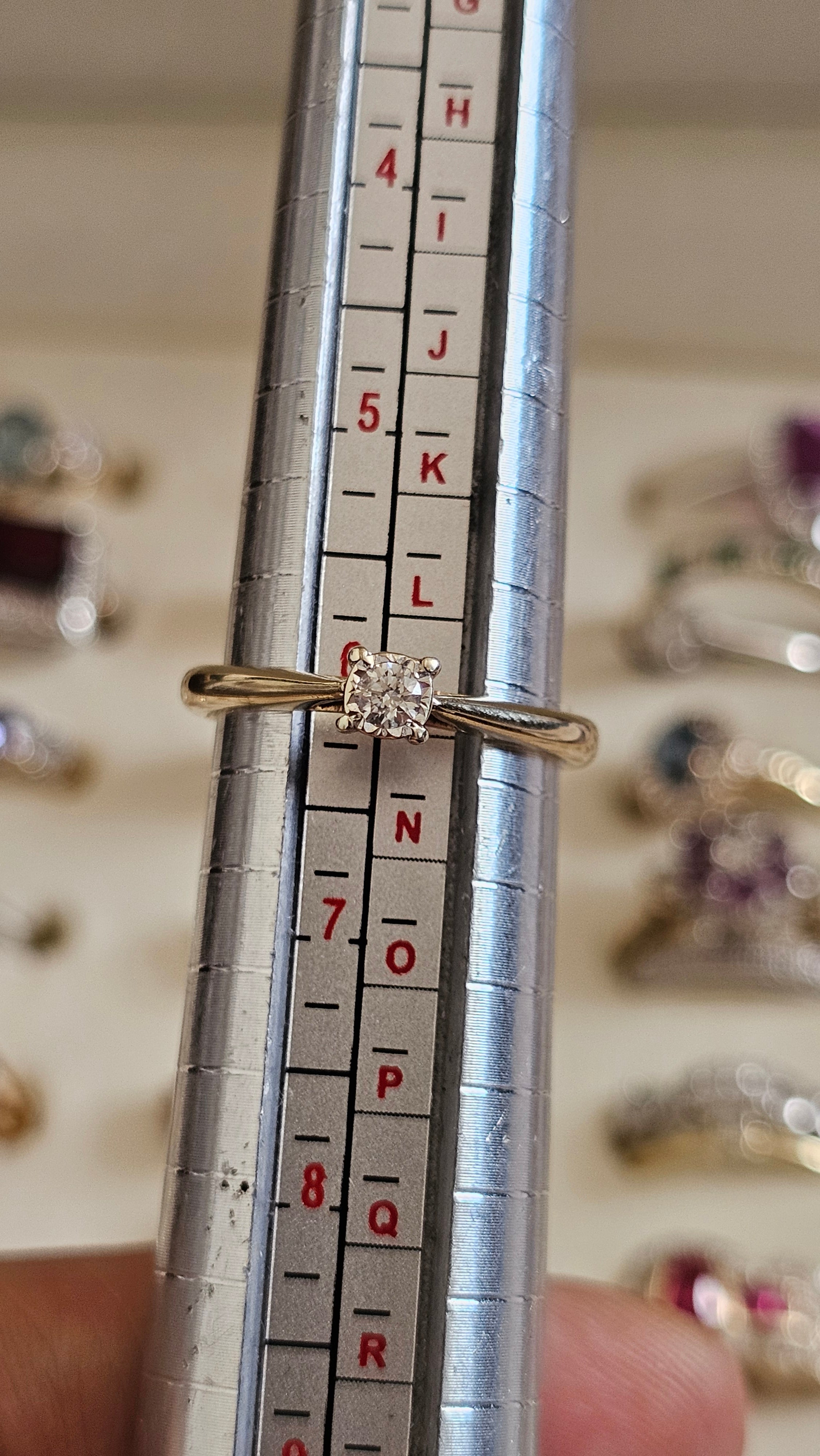 9ct Yellow Gold Natural Diamond Solitaire Ring 0.15ct, Illusion Set,- Size L 1/2