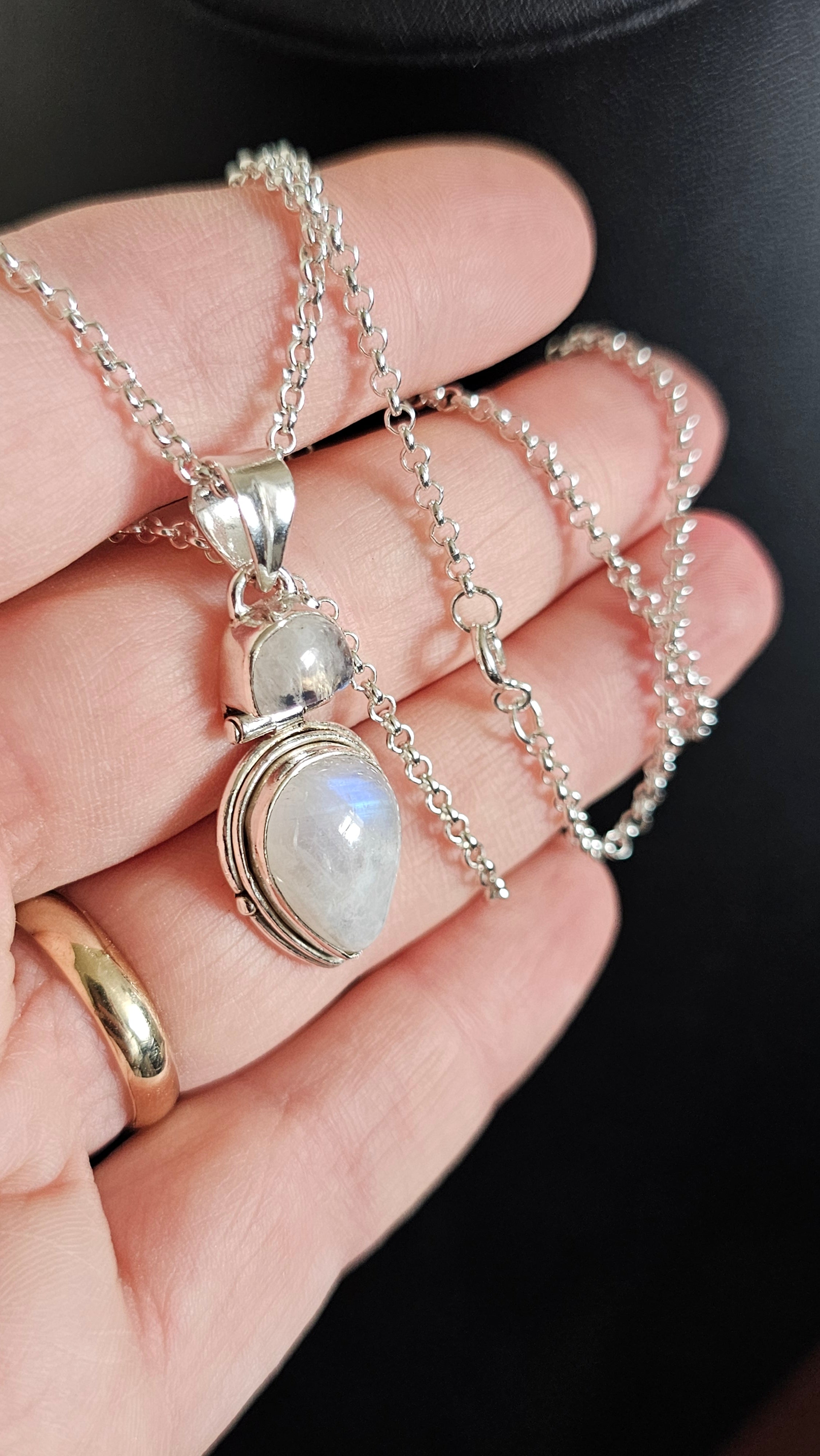 Vintage 925 Sterling Silver Double Moonstone Teardrop Pendant Necklace - 18"