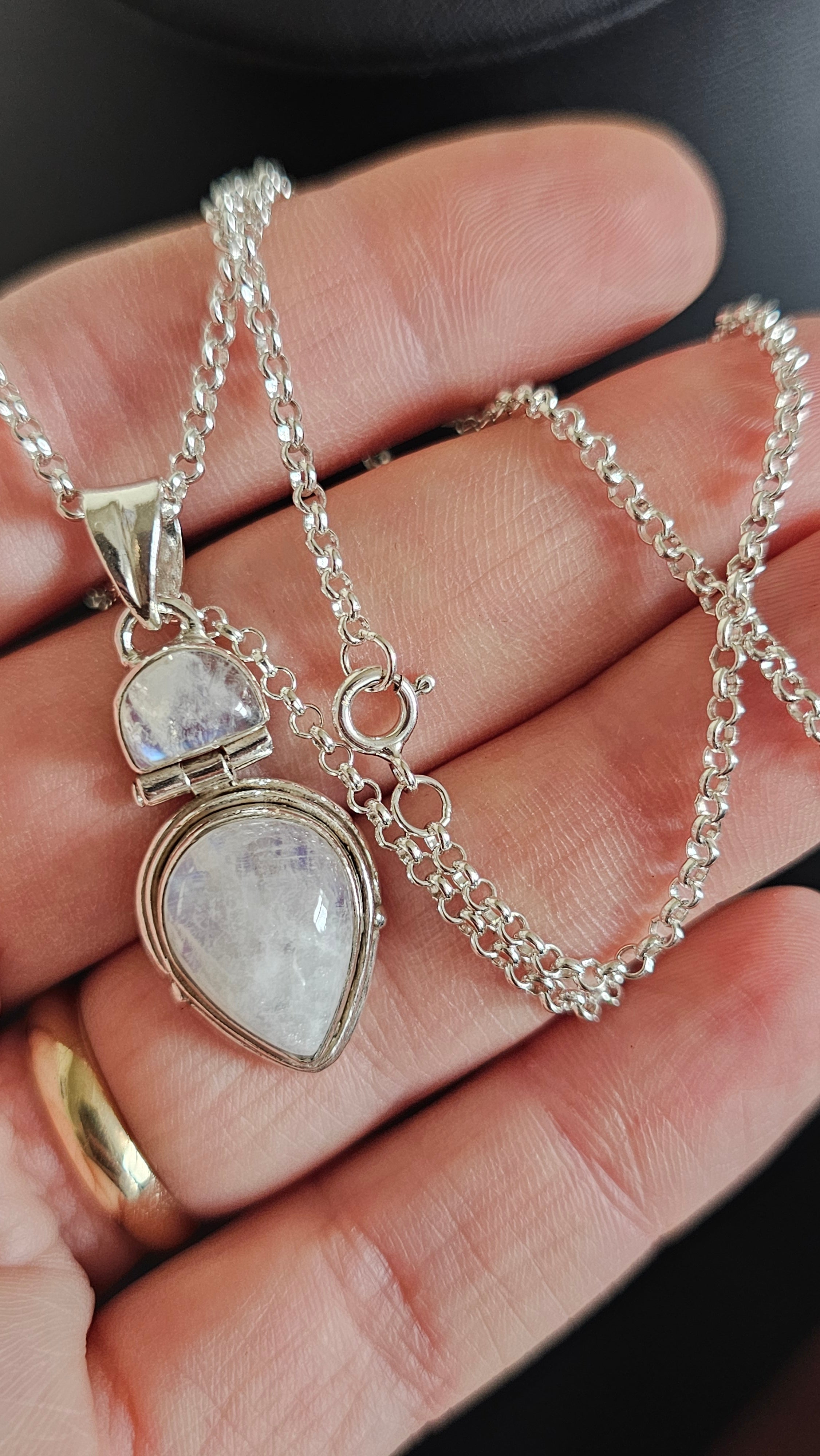 Vintage 925 Sterling Silver Double Moonstone Teardrop Pendant Necklace - 18"