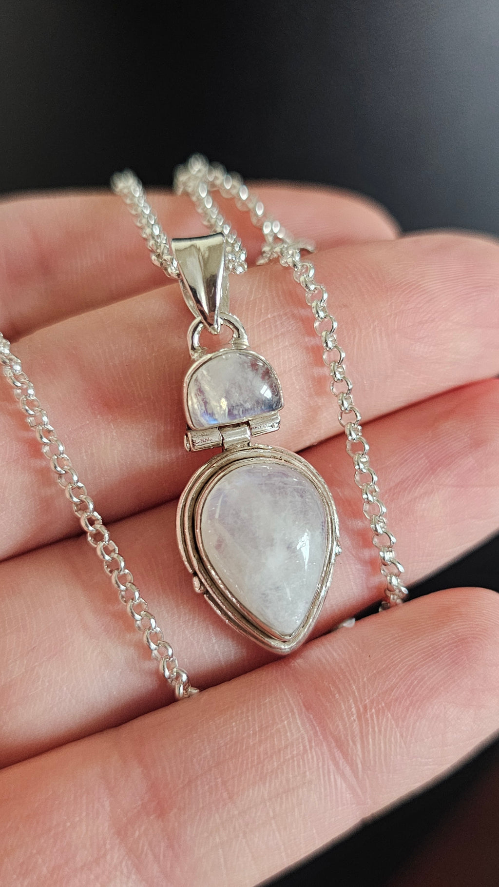 Vintage 925 Sterling Silver Double Moonstone Teardrop Pendant Necklace - 18"