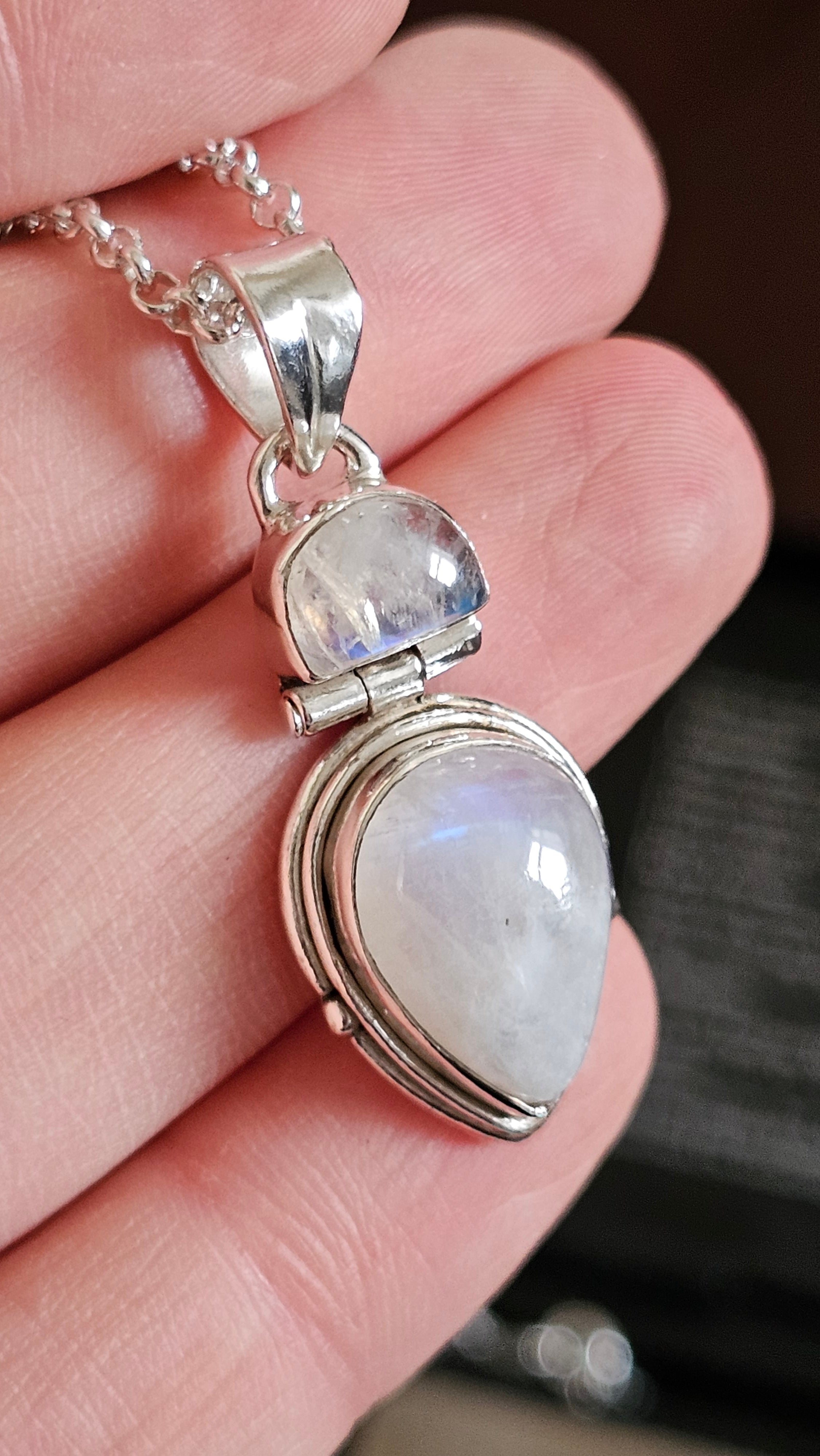 Vintage 925 Sterling Silver Double Moonstone Teardrop Pendant Necklace - 18"
