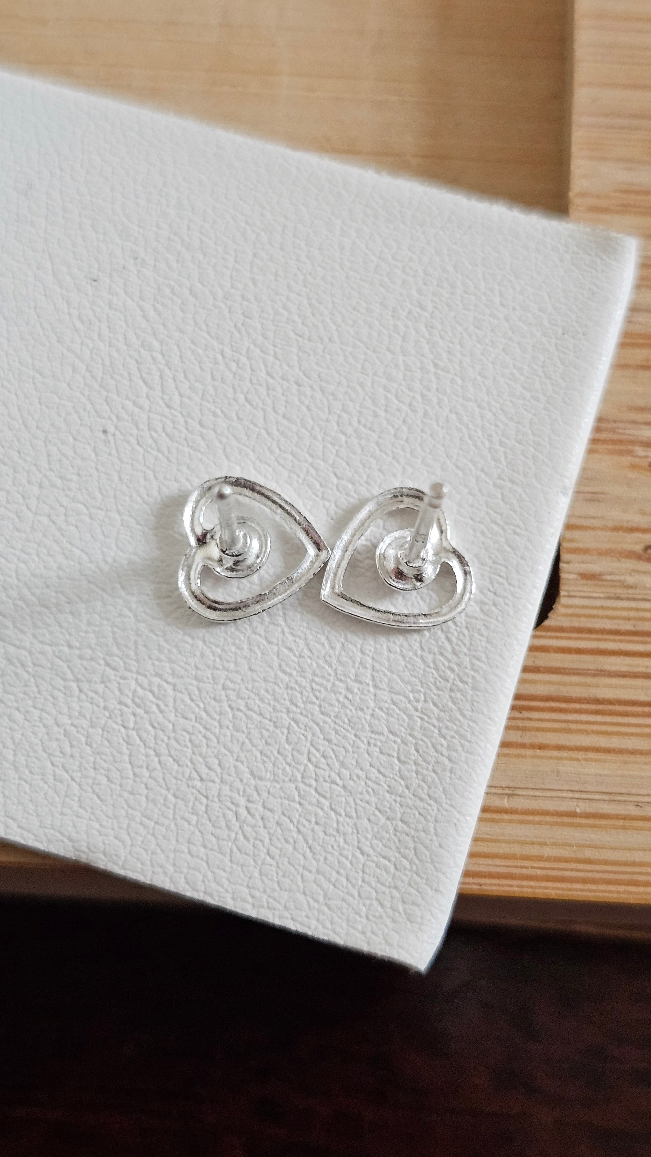 925 Sterling Silver Open Heart Dainty Stud Earrings with Red Stone