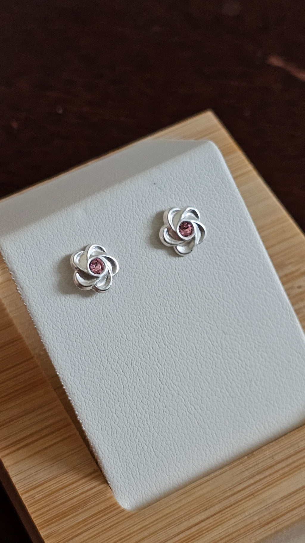 Elegant 925 Sterling Silver Pink Stone Floral Stud Earrings