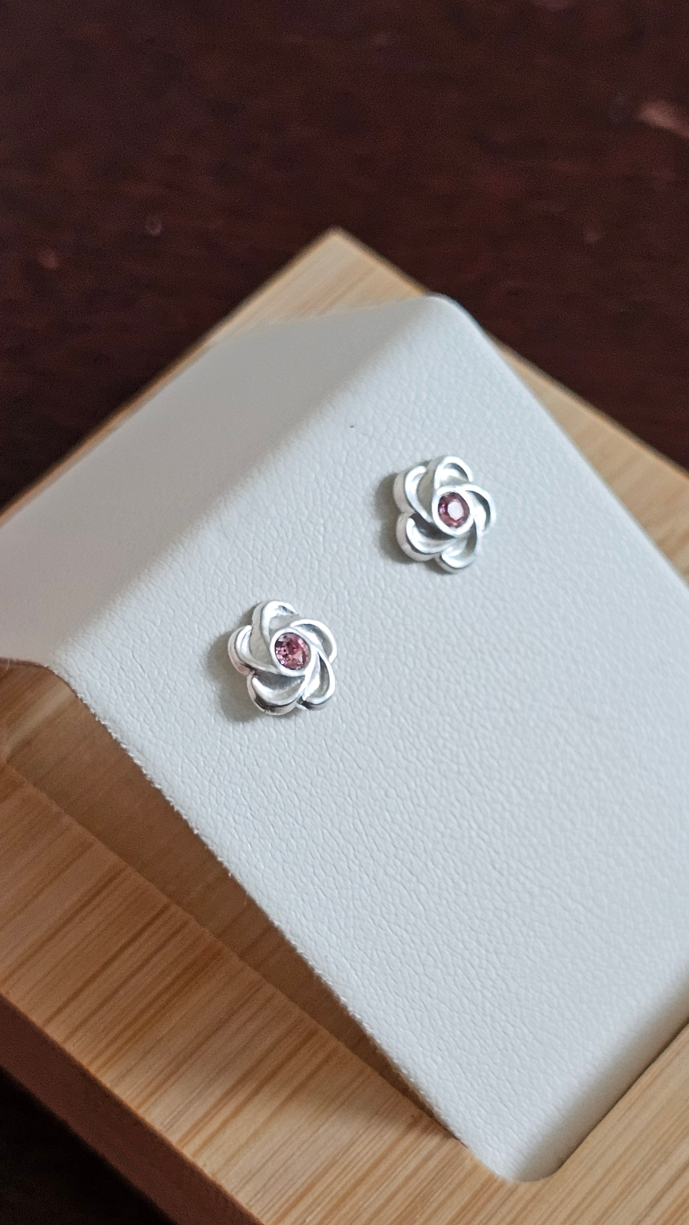 Elegant 925 Sterling Silver Pink Stone Floral Stud Earrings