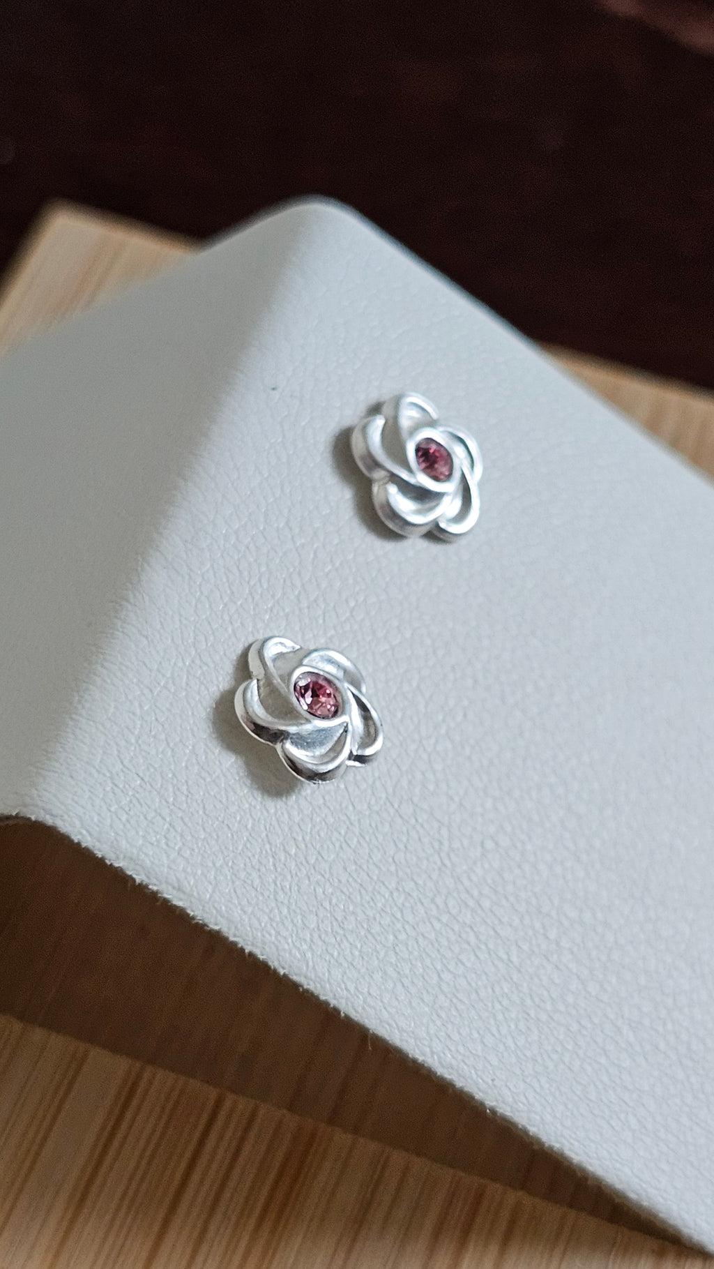 Elegant 925 Sterling Silver Pink Stone Floral Stud Earrings