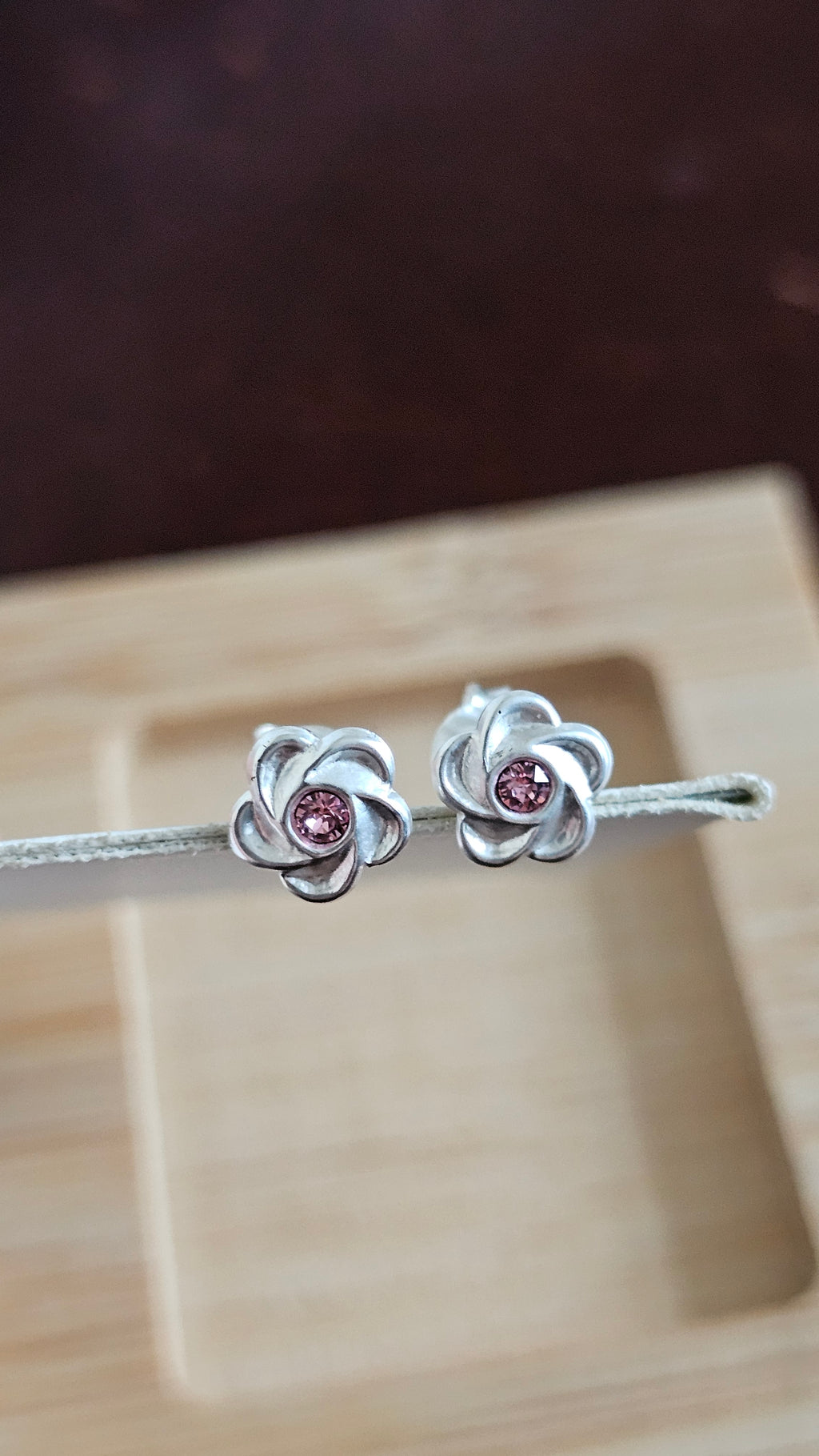 Elegant 925 Sterling Silver Pink Stone Floral Stud Earrings
