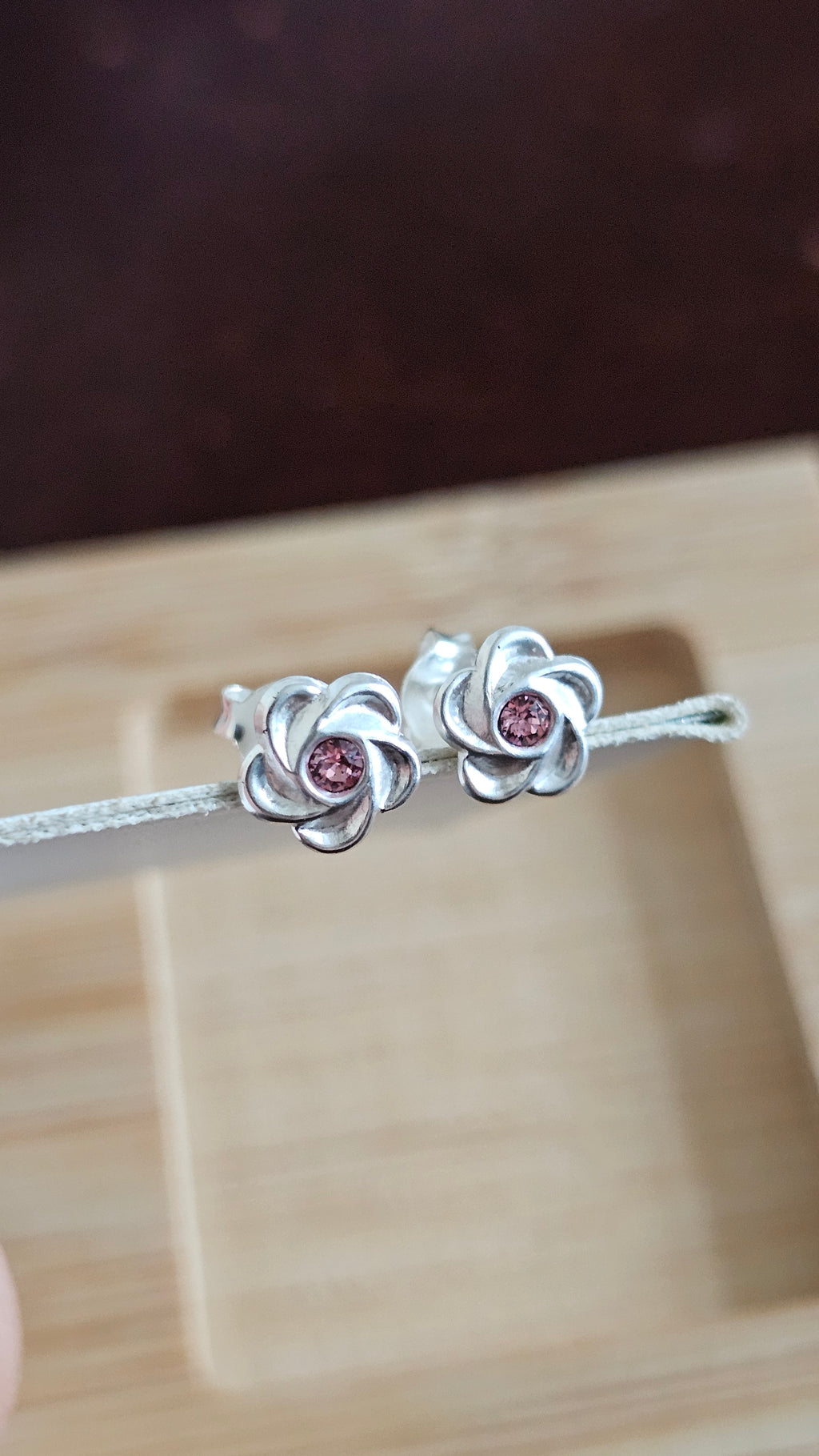 Elegant 925 Sterling Silver Pink Stone Floral Stud Earrings