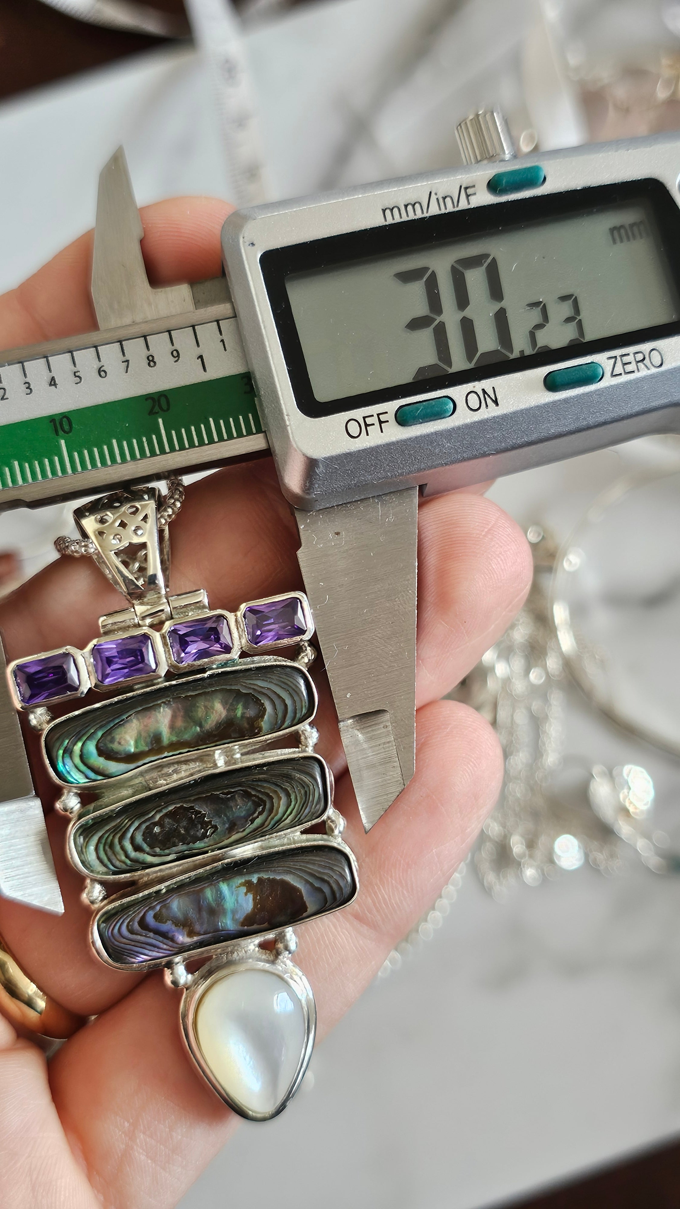 925 Sterling Silver Abalone & Mother of Pearl Statement Pendant Necklace 24.5"