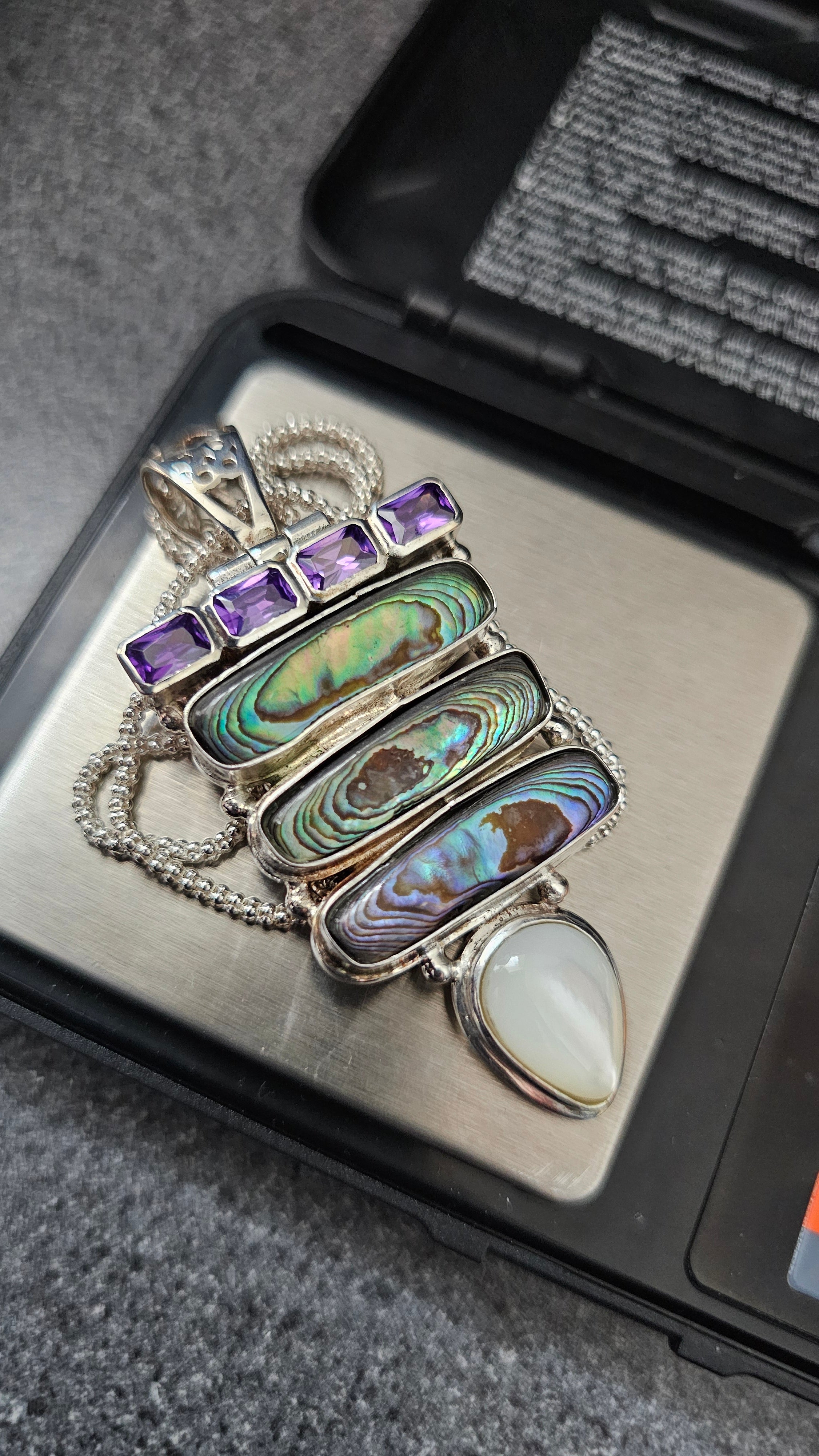 925 Sterling Silver Abalone & Mother of Pearl Statement Pendant Necklace 24.5"