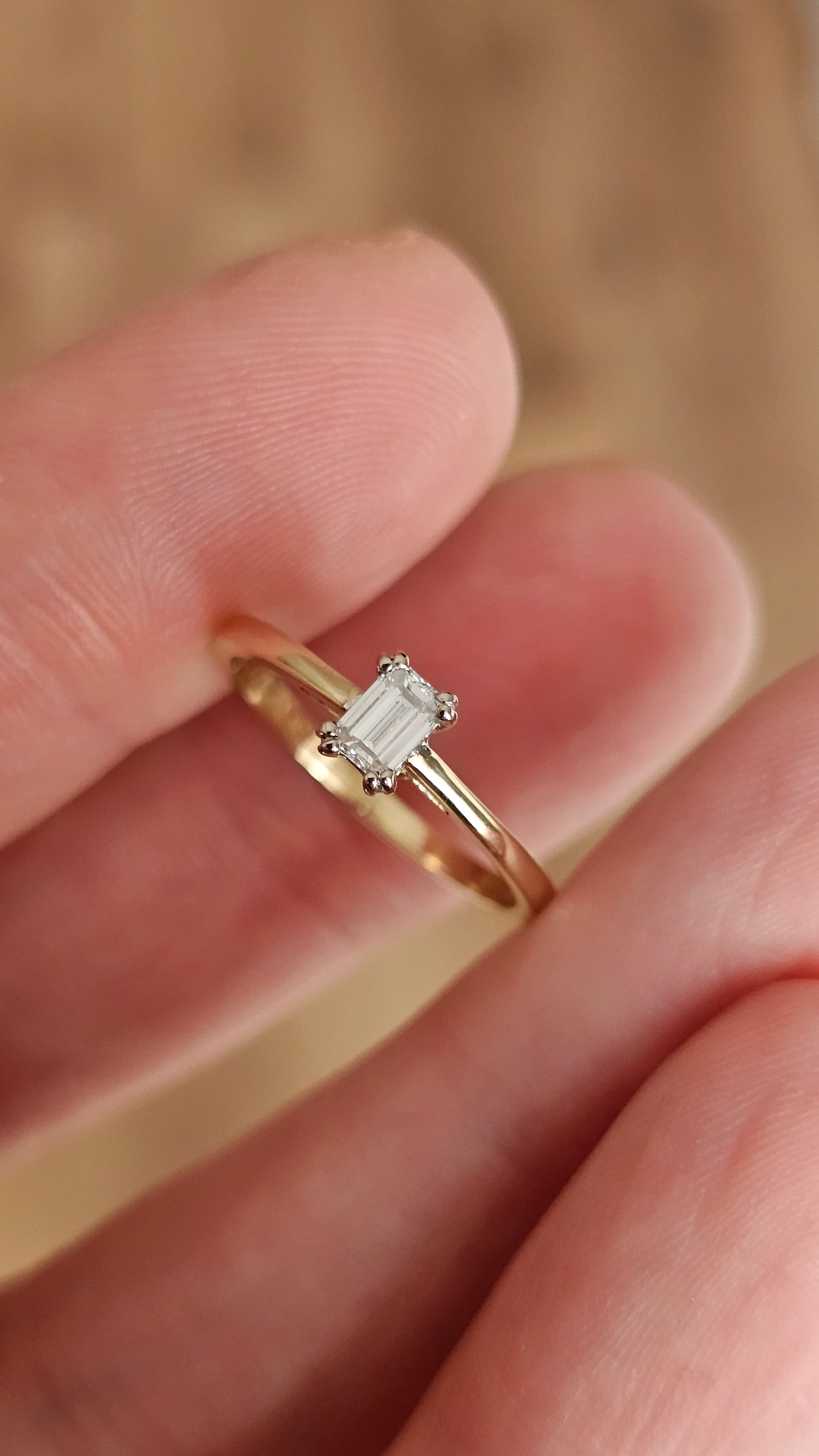 18ct Gold Natural Emerald-Cut Diamond Solitaire Ring (0.26ct, F/SI1) - Size L½