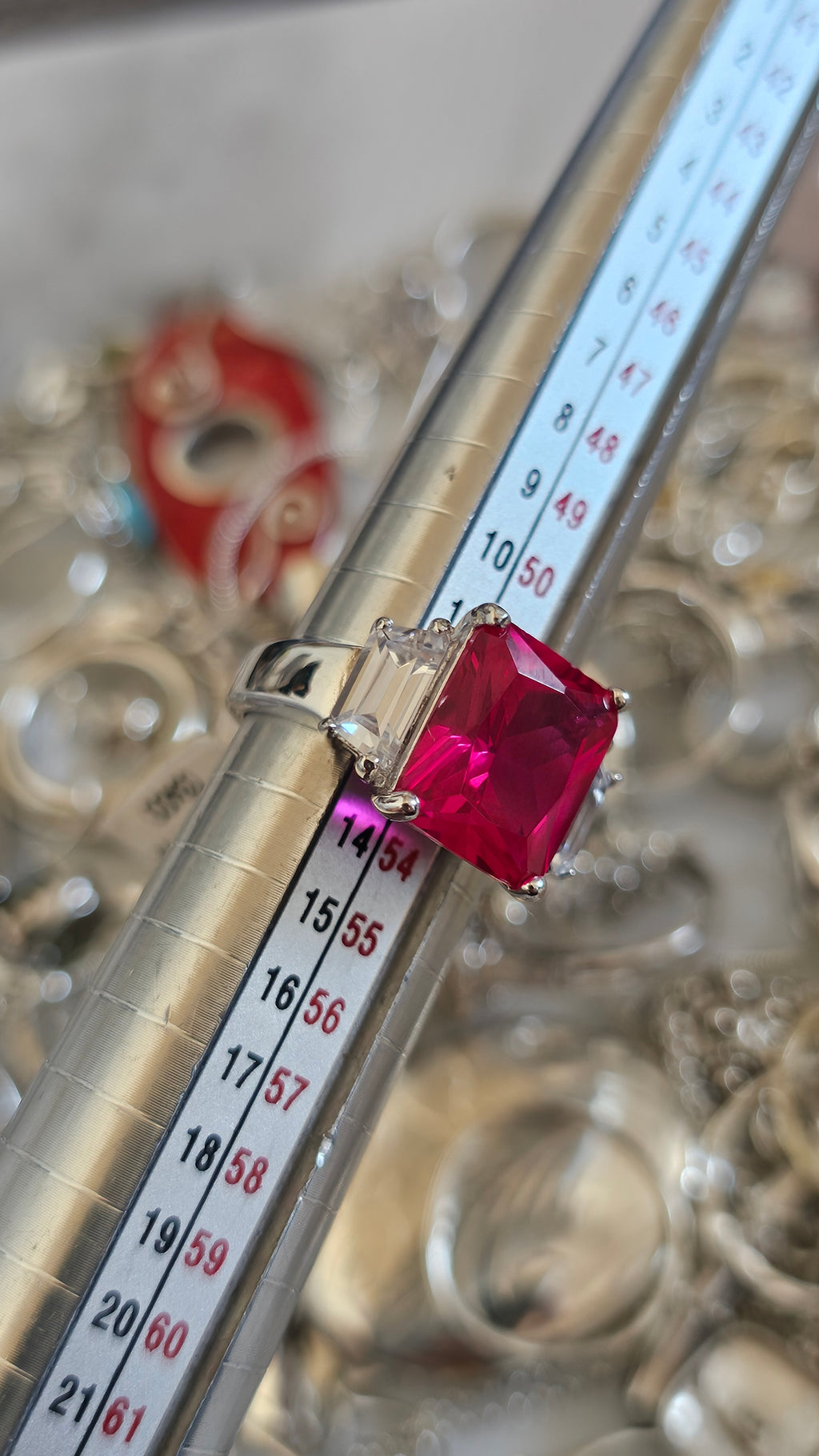 Elegant 925 Sterling Silver Red AAA CZ Statement Ring Size M