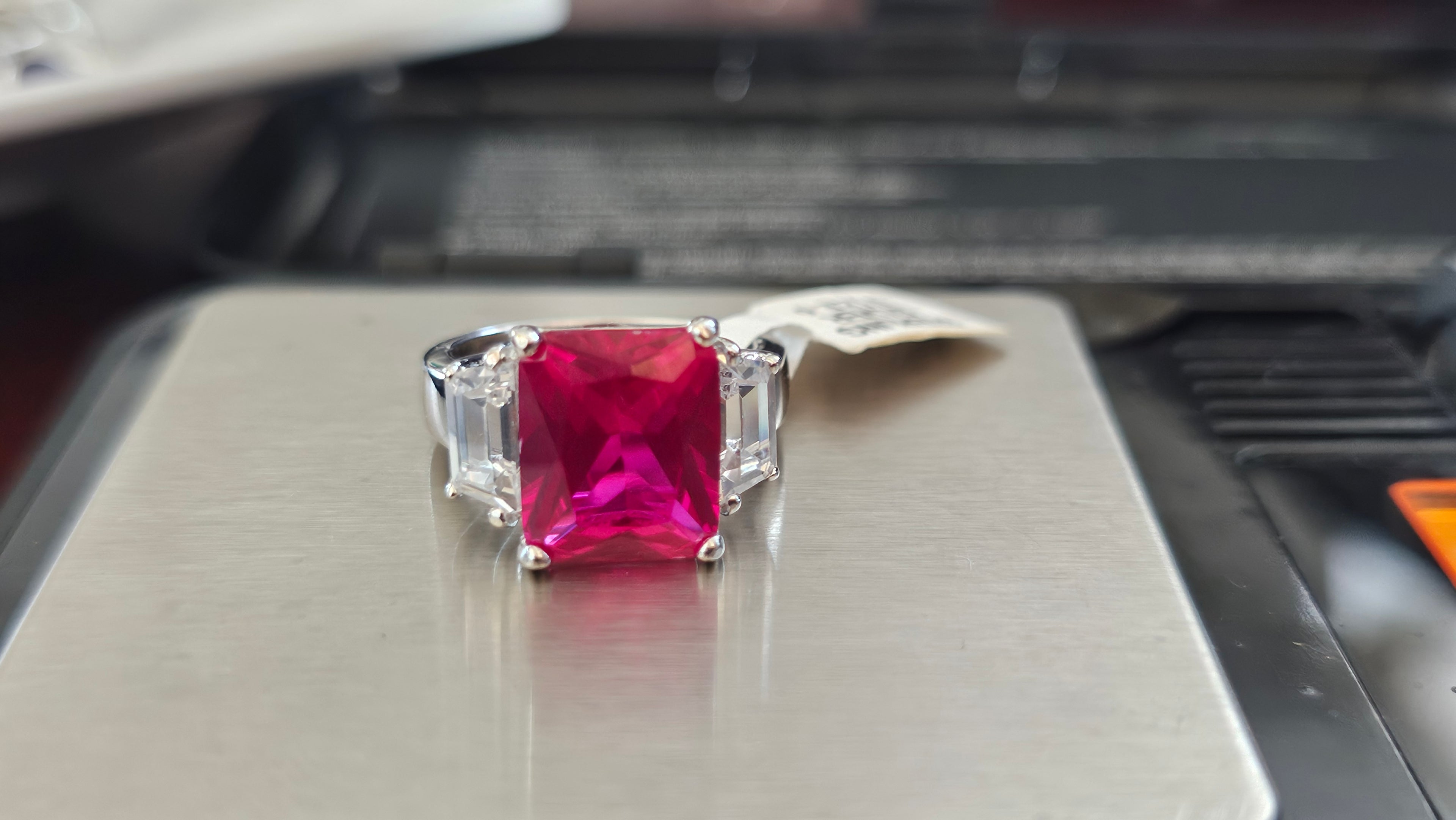 Elegant 925 Sterling Silver Red AAA CZ Statement Ring Size M