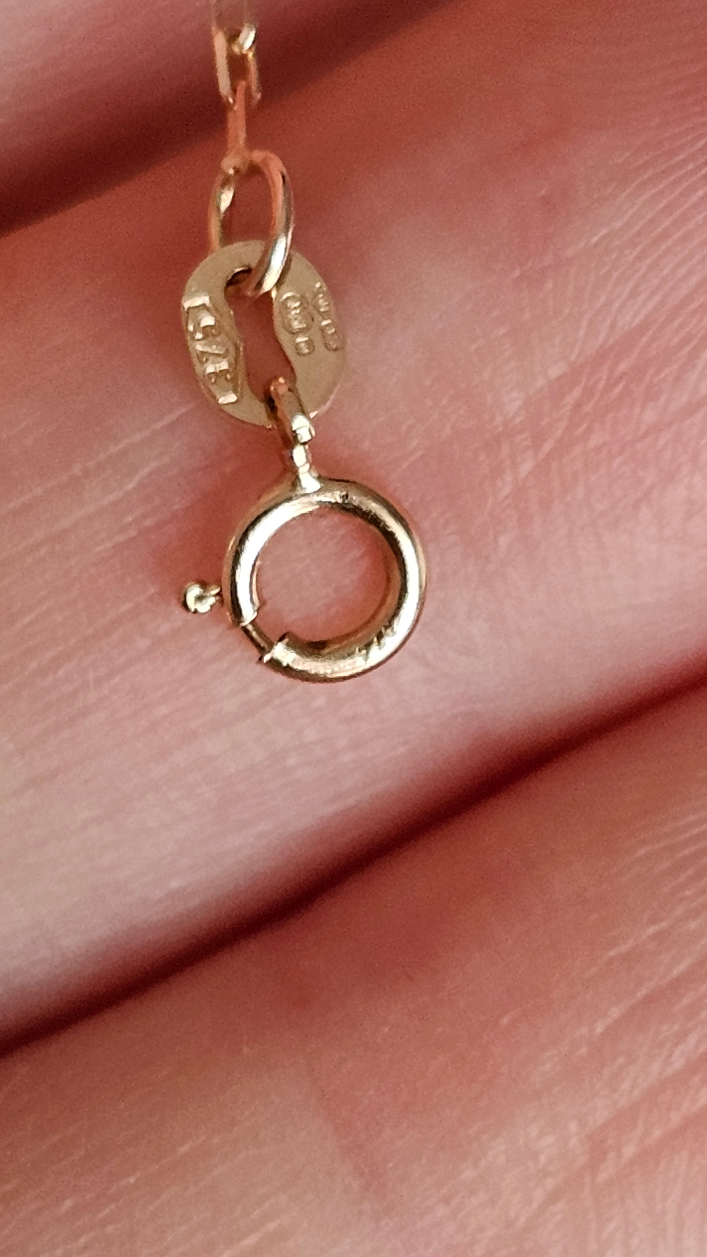 9ct Yellow Gold Oval Engraved Locket Pendant Necklace – 18" Chain