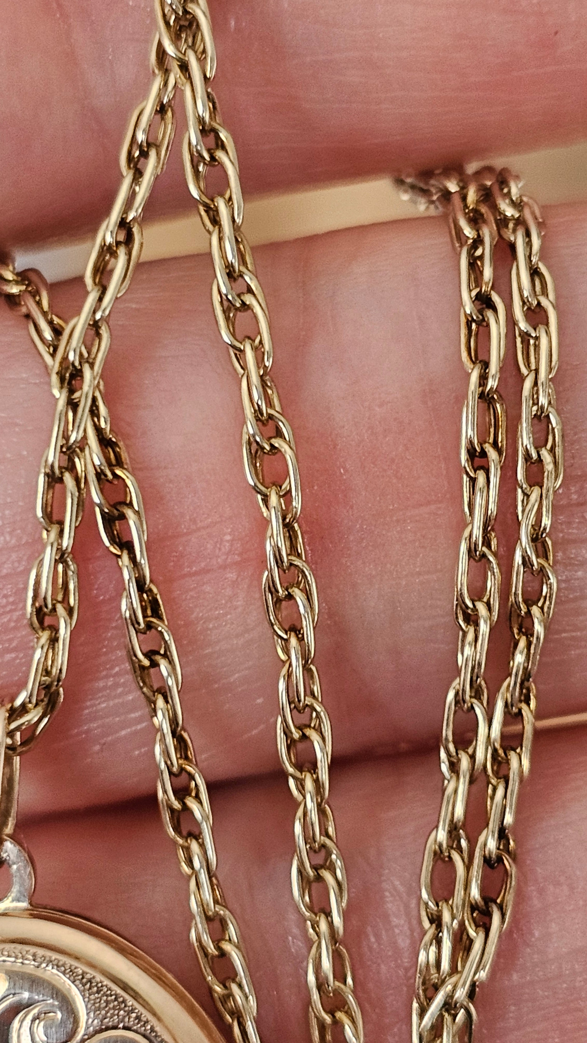 Vintage 9ct Yellow Gold Engraved Oval Locket & Chain Necklace 24"9.16g