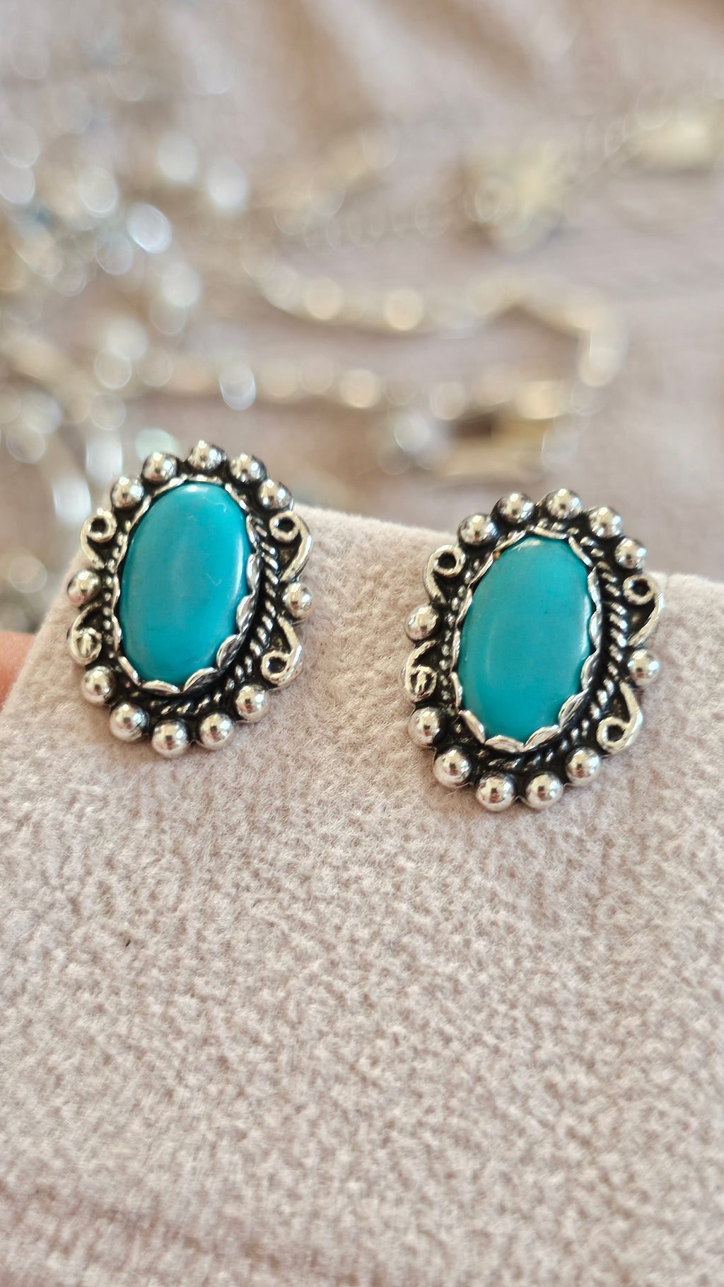 Vintage Southwestern Sterling Silver & Turquoise Scalloped Clip-On Earrings