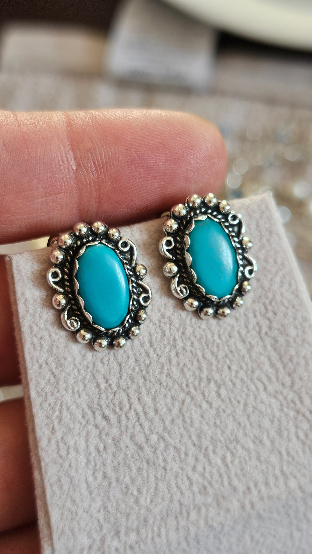 Vintage Southwestern Sterling Silver & Turquoise Scalloped Clip-On Earrings