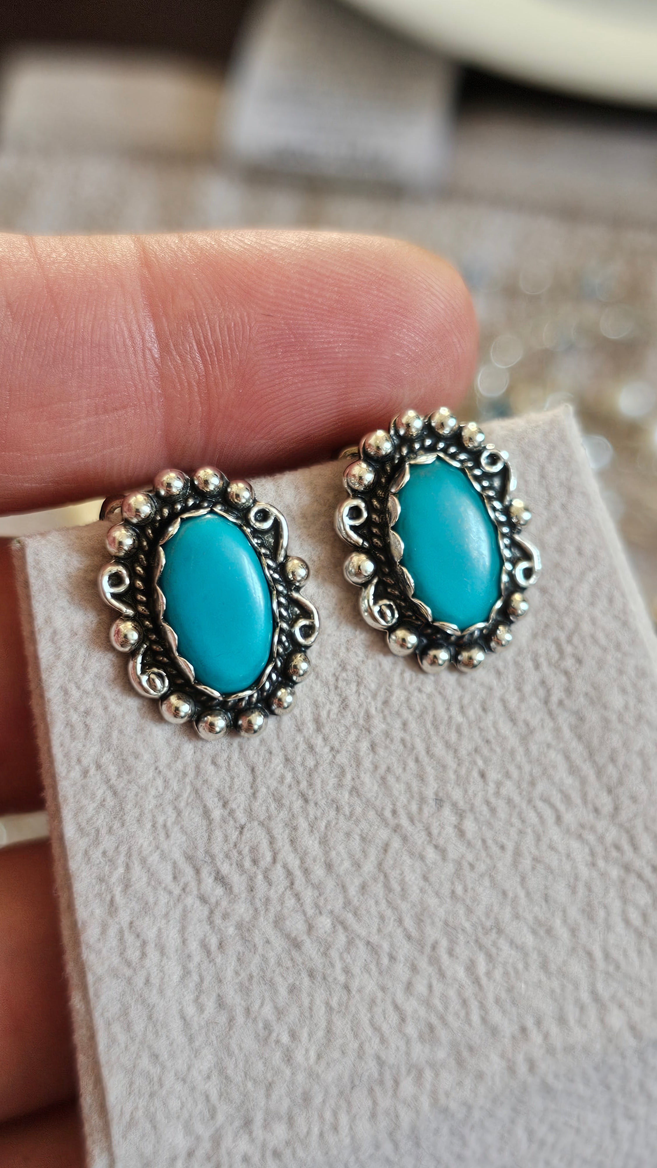 Vintage Southwestern Sterling Silver & Turquoise Scalloped Clip-On Earrings