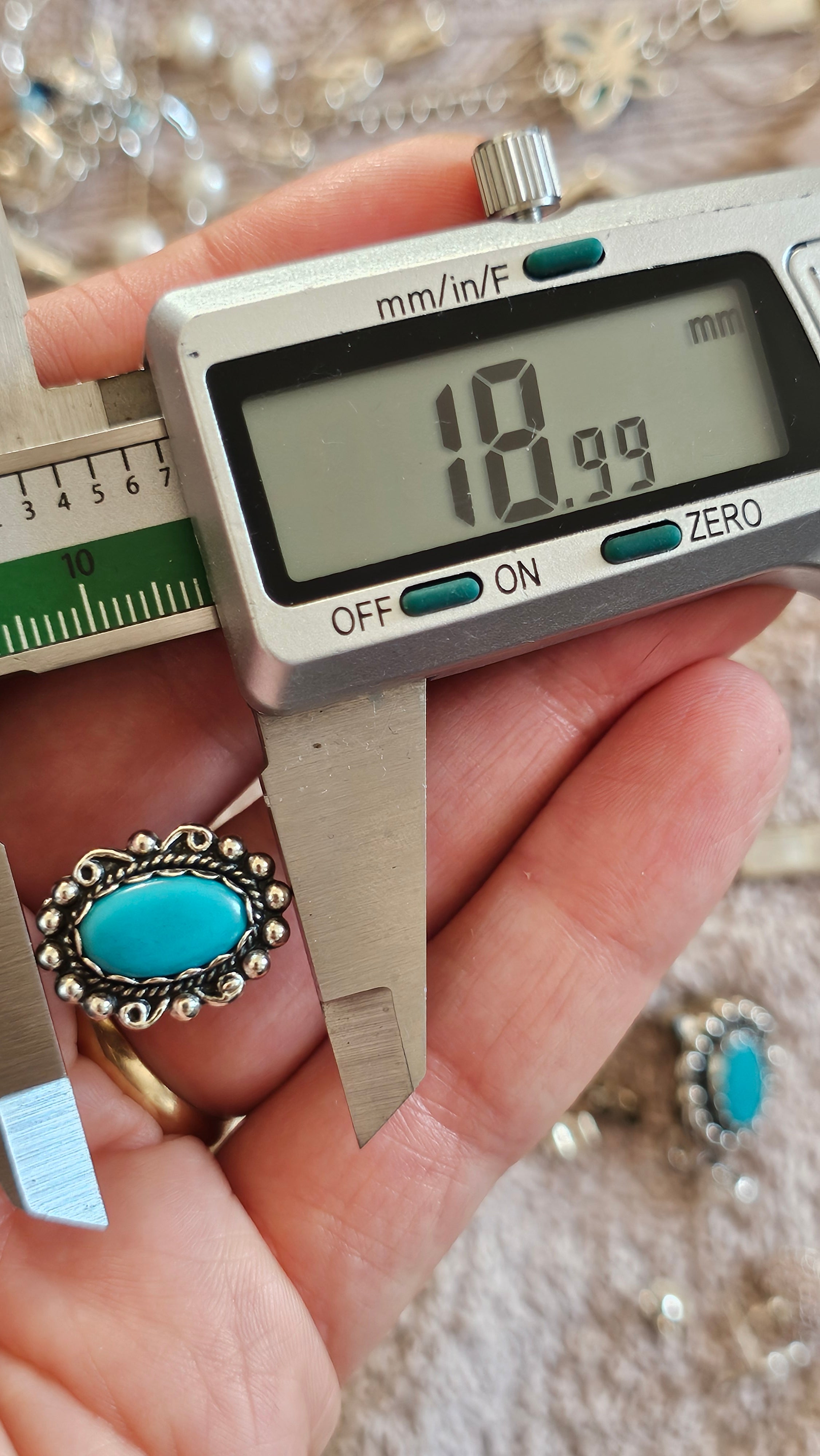 Vintage Southwestern Sterling Silver & Turquoise Scalloped Clip-On Earrings