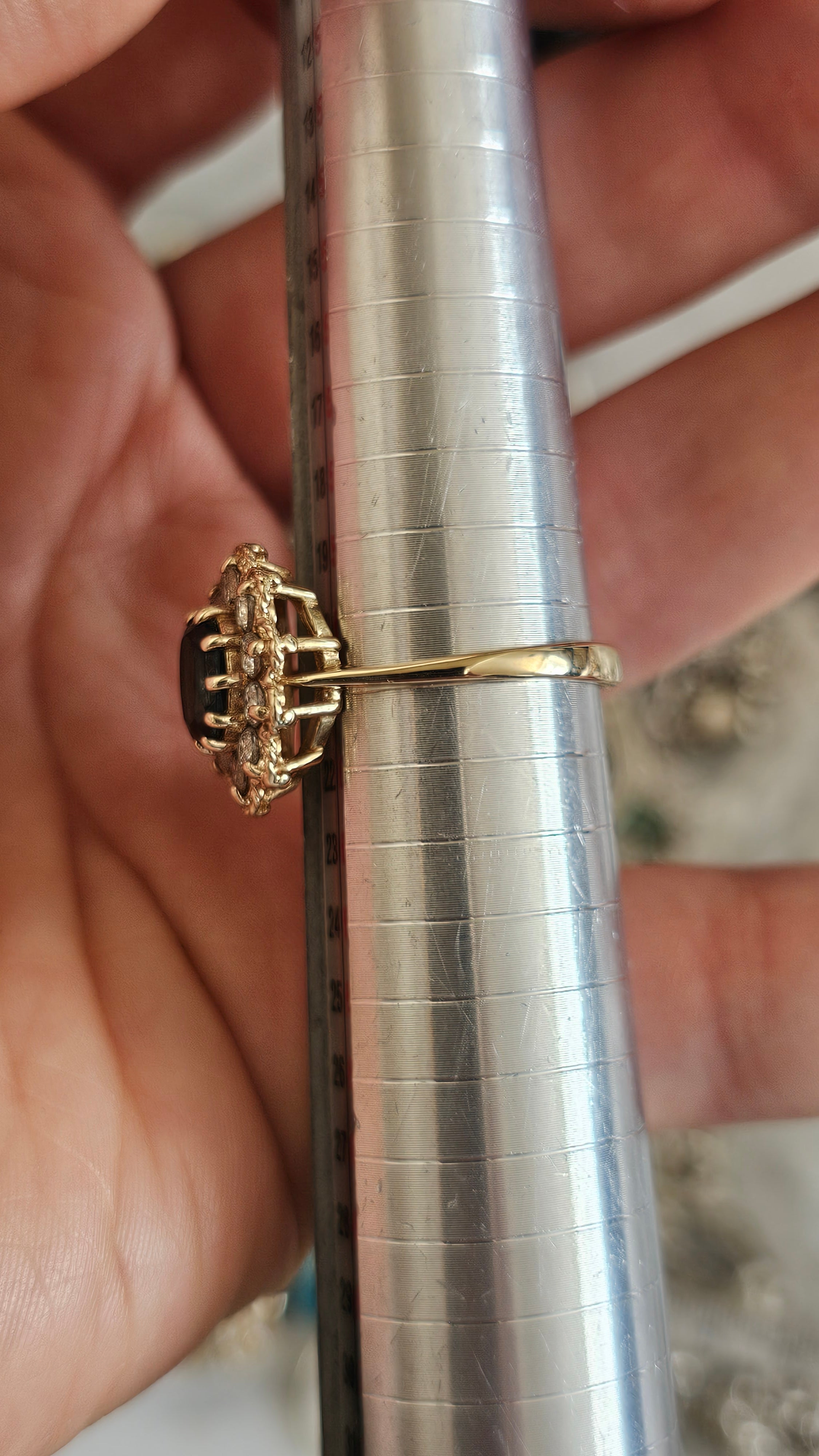9ct Yellow Gold Teal Spinel & Zircon Cluster Ring – Size S 1/2