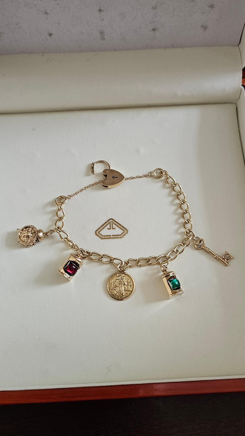Vintage 9ct Yellow Gold Charm Bracelet with Heart Padlock & 5 Charms