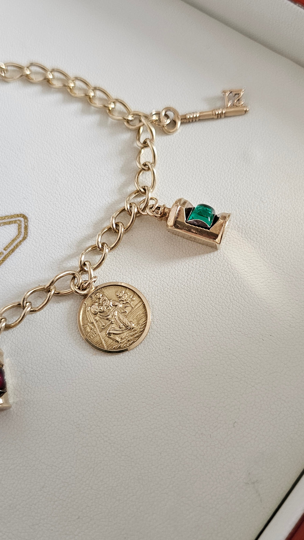 Vintage 9ct Yellow Gold Charm Bracelet with Heart Padlock & 5 Charms