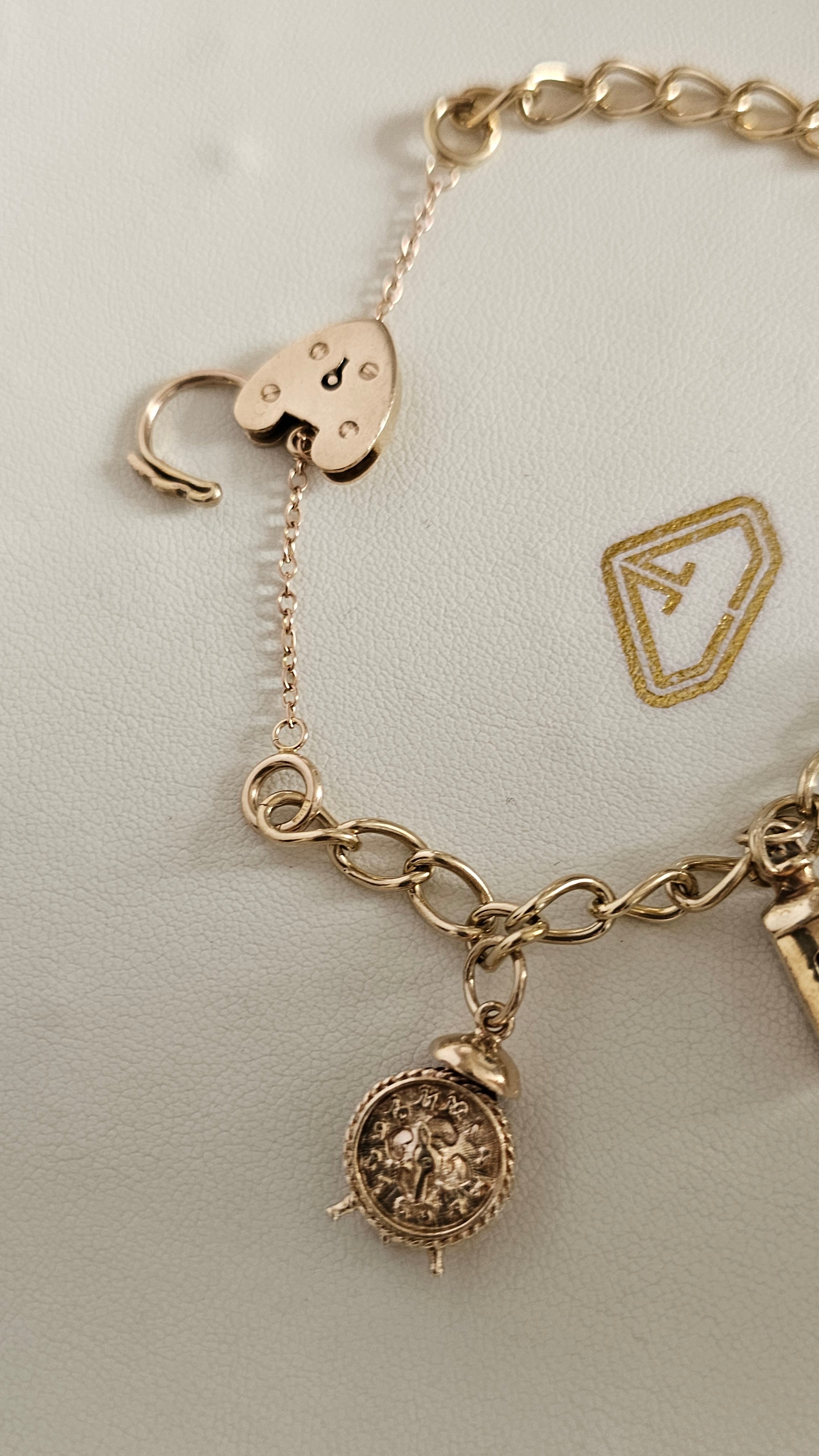Vintage 9ct Yellow Gold Charm Bracelet with Heart Padlock & 5 Charms
