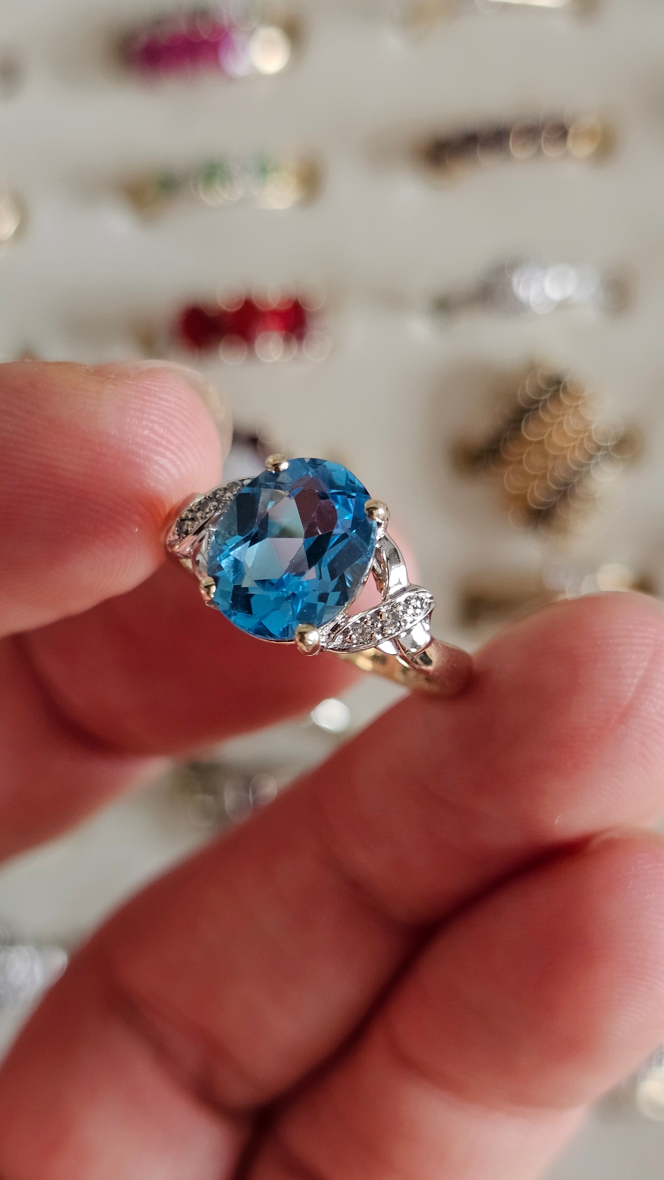 9ct Yellow Gold Oval Swiss Blue Topaz & Diamond Crossover Ring – Size N