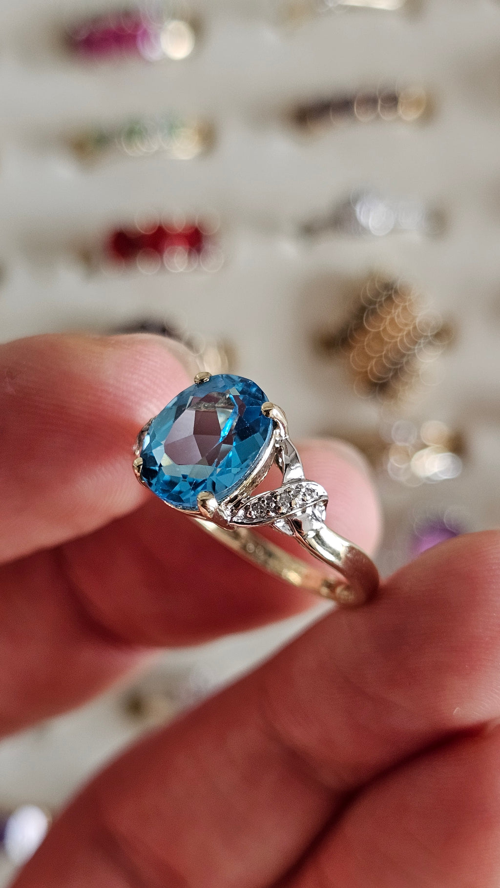 9ct Yellow Gold Oval Swiss Blue Topaz & Diamond Crossover Ring – Size N