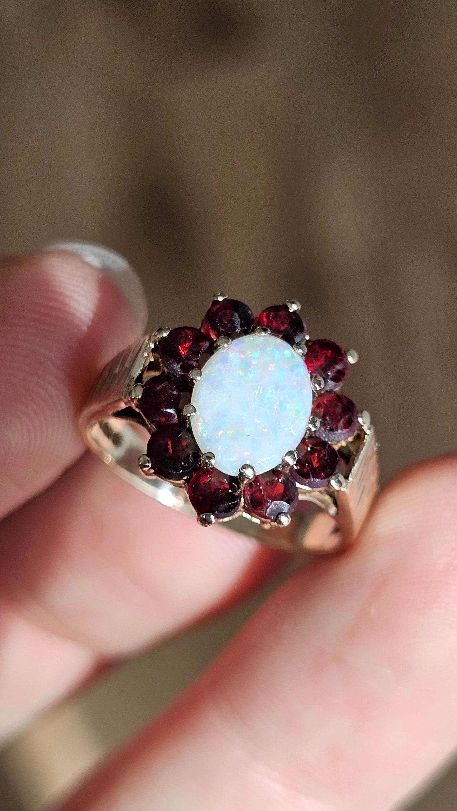 Vintage 9ct Yellow Gold Natural Opal and Garnet Cluster Ring - Size O 1/2