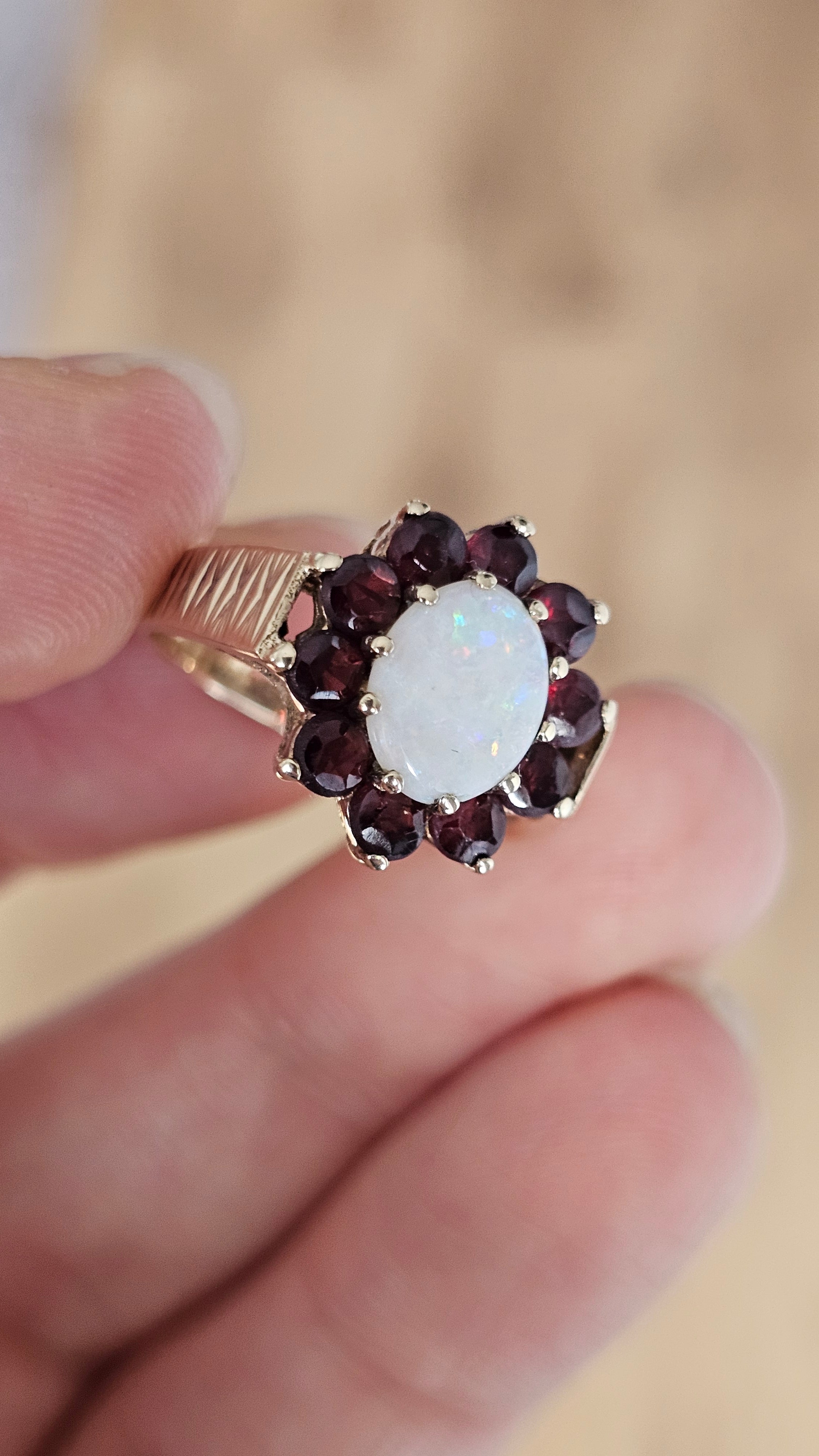 Vintage 9ct Yellow Gold Natural Opal and Garnet Cluster Ring - Size O 1/2