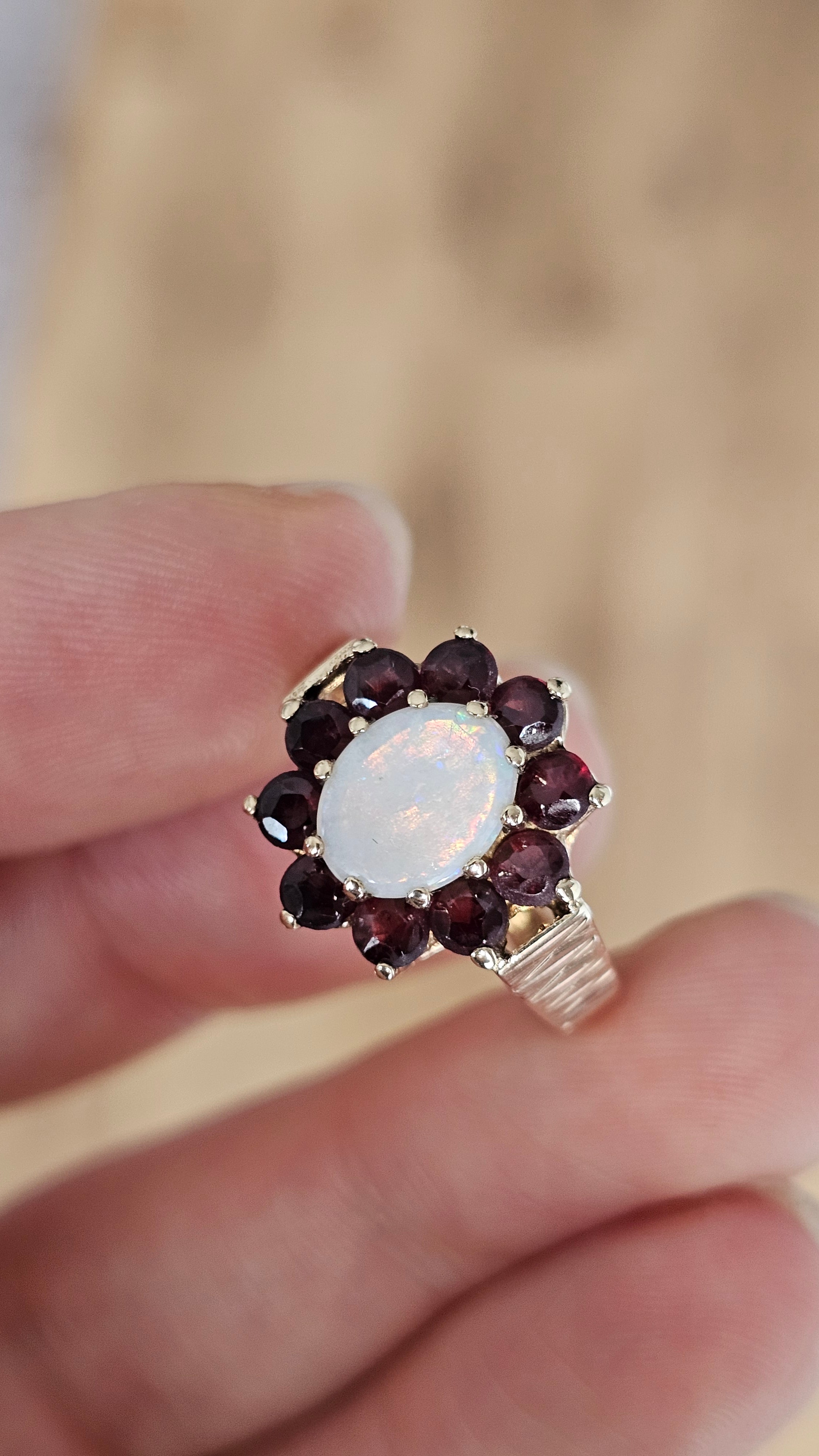 Vintage 9ct Yellow Gold Natural Opal and Garnet Cluster Ring - Size O 1/2