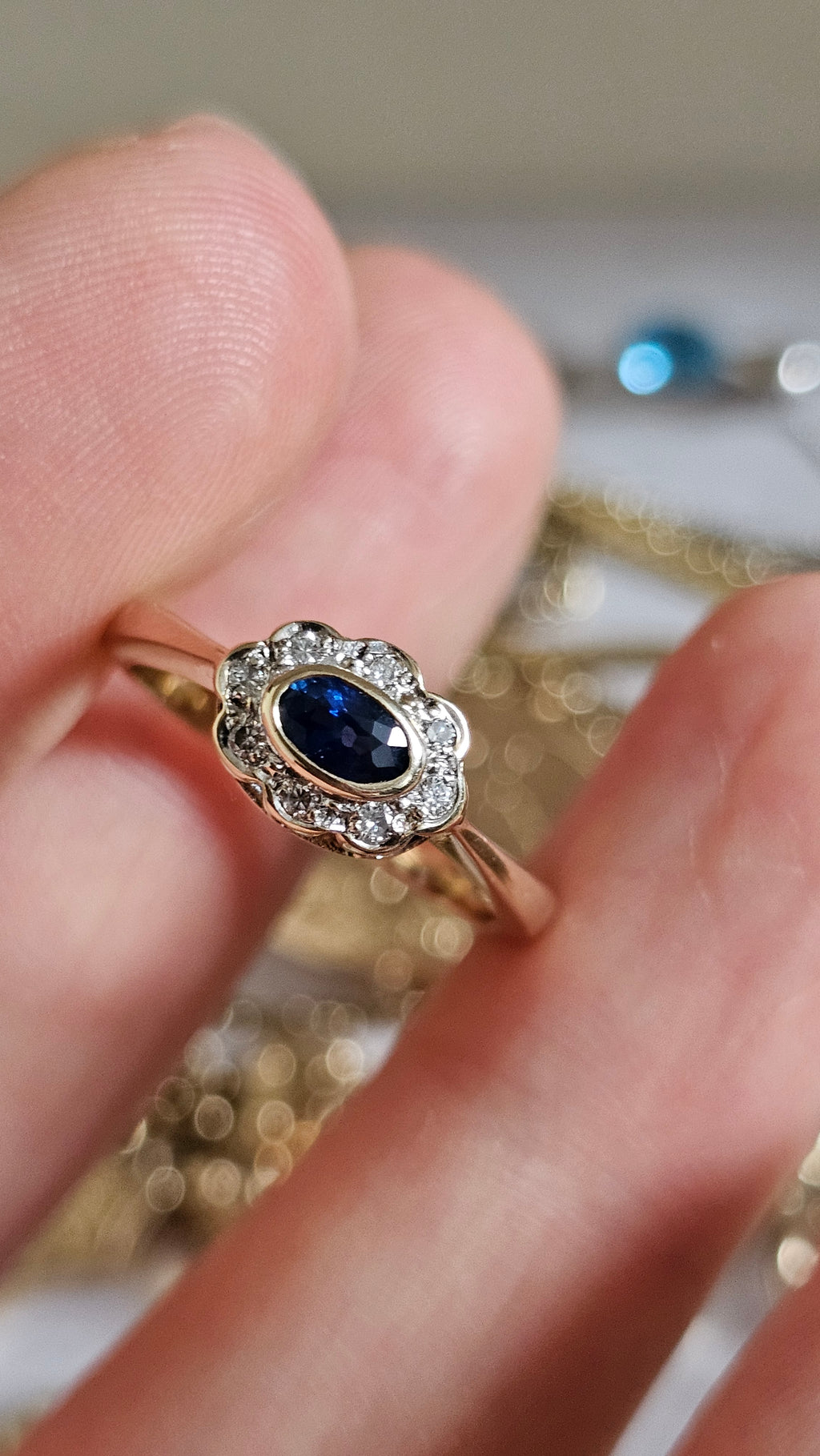 9ct Yellow Gold Natural Sapphire & Diamond Cluster Ring – Size N ½
