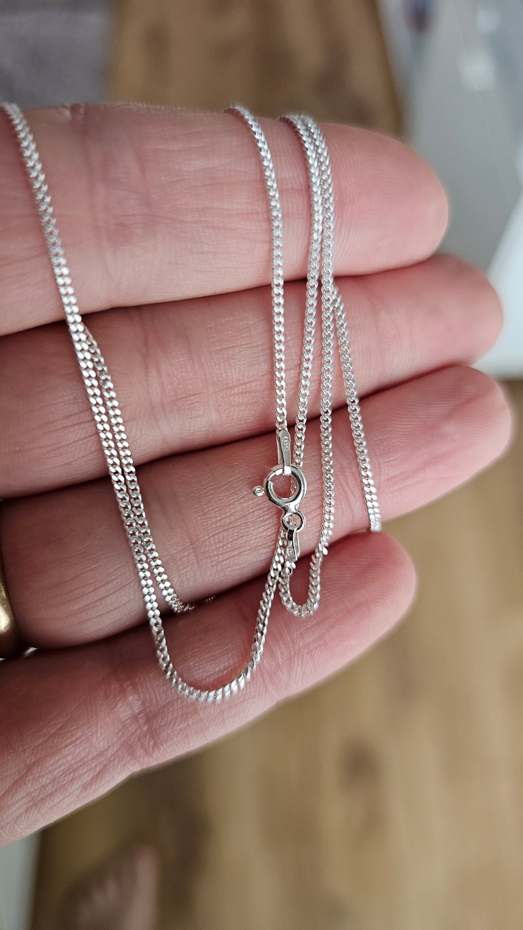 925 Sterling Silver Fine Curb Chain Necklace 22", 1.40mm Width